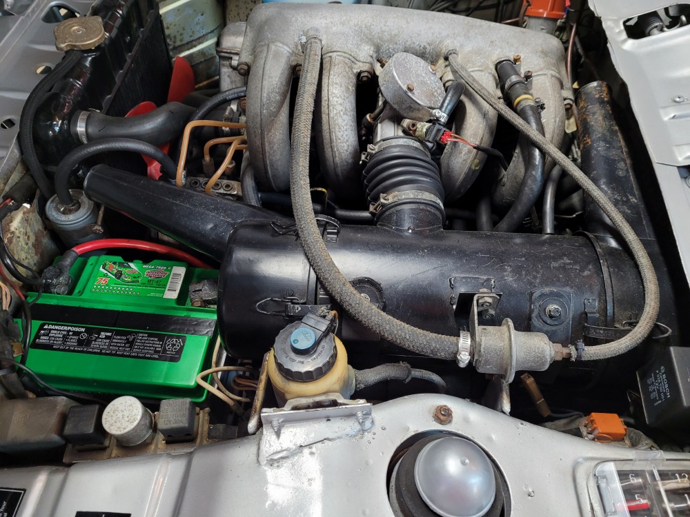 engine bay 2.jpg