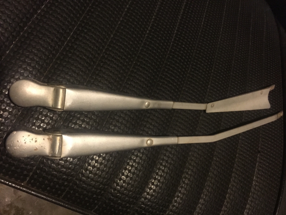 Vintage Wiper Arms with Shovel ﻿ BMW 2002 and Neue Klasse Parts For Sale
