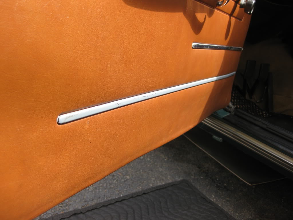 Replacing Your Interior Door Chrome Strips ﻿ FAQ Articles Construction Zone