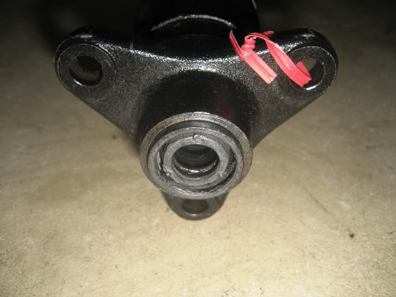 Help Identifying Front Section Of Driveshaft With Different Bushing