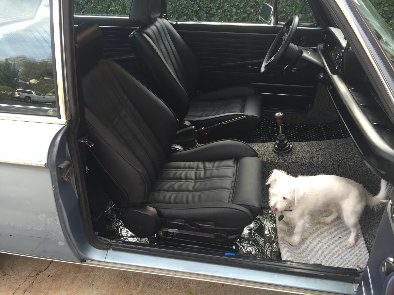 e30 seat brackets