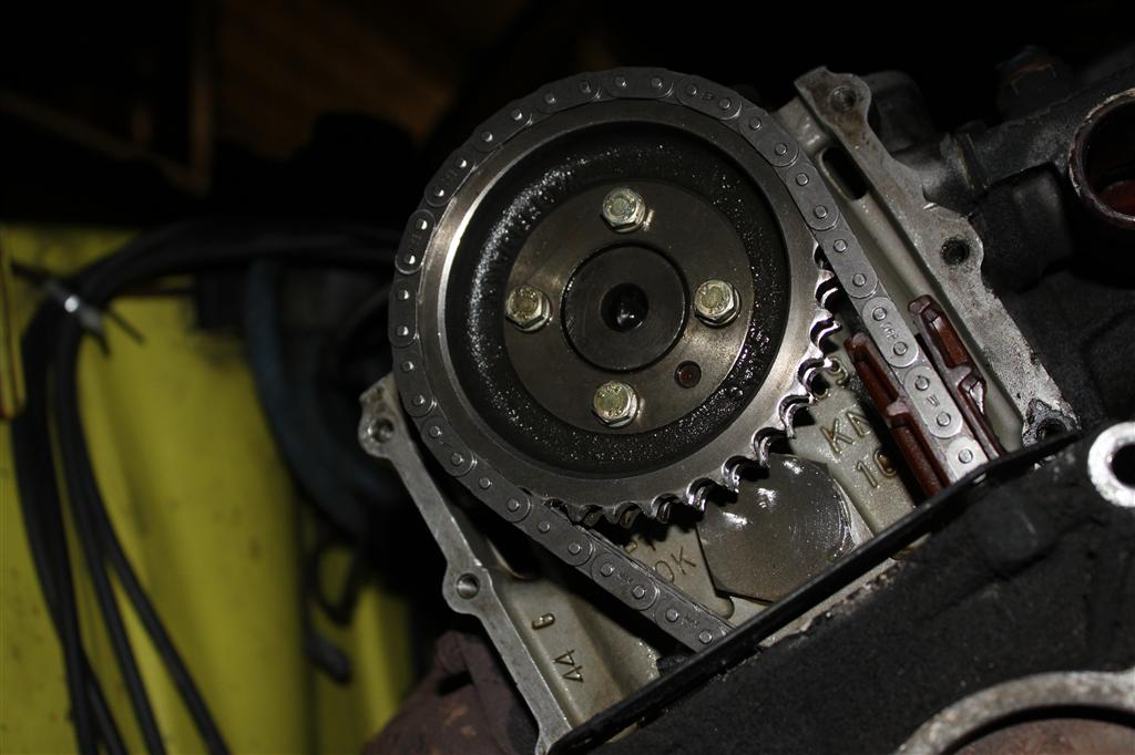 Timing Chain and Tensioner, knocking noise, skipped tooth ﻿ BMW 2002