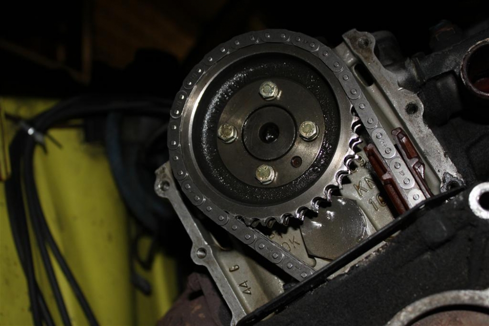 Timing Chain and Tensioner, knocking noise, skipped tooth ﻿ BMW 2002