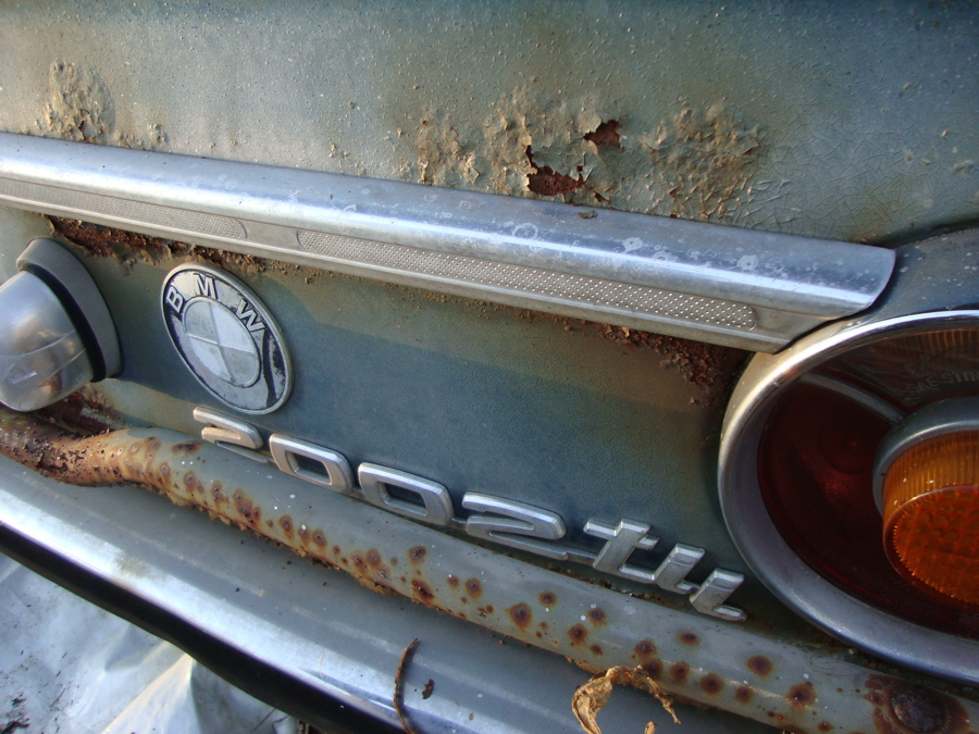 Wiper linkage removal...help!! ﻿ BMW 2002 and other '02