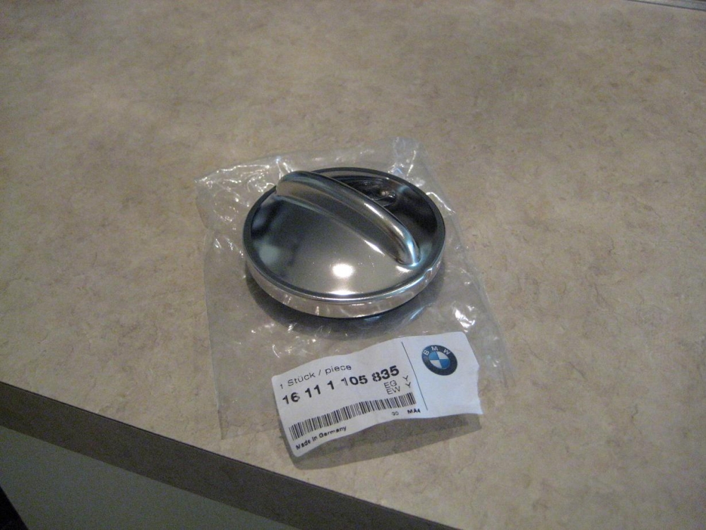 Nos Genuine Bmw Gas Cap Brand New In The Pack BMW 2002 and Neue