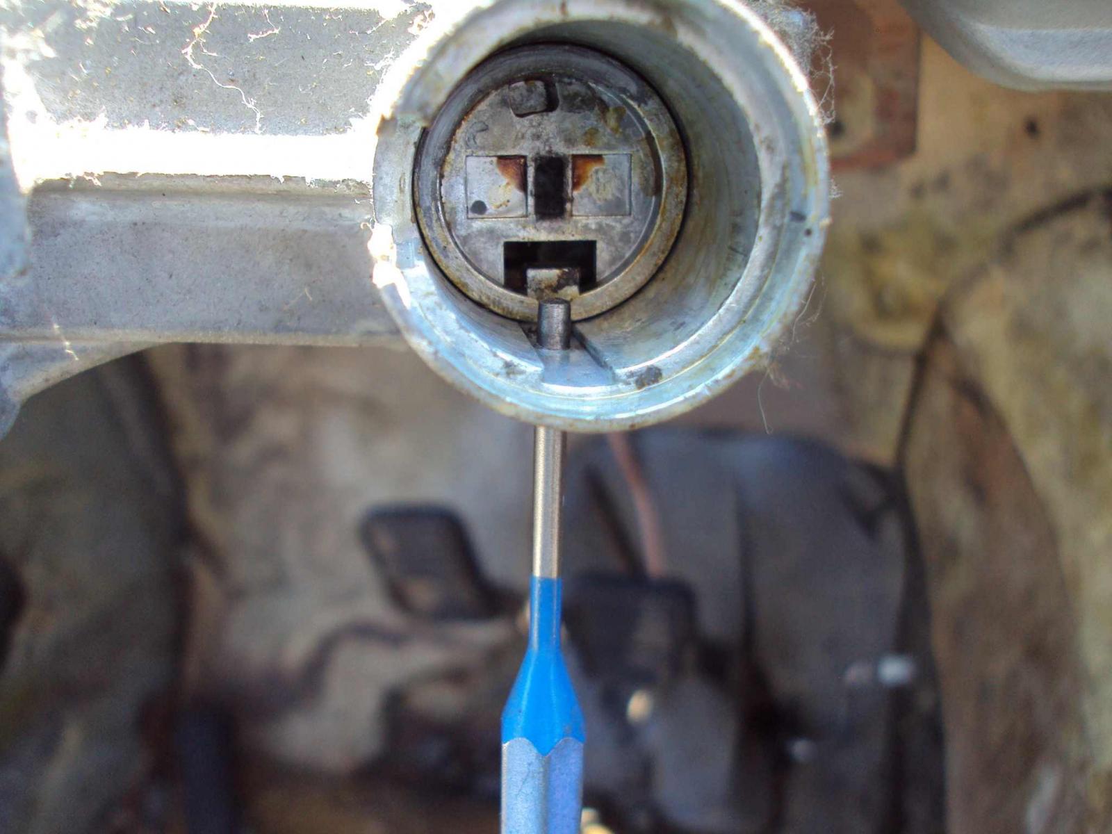 How To Remove Ignition Lock With Hammer & Punch ﻿ BMW 2002 and other '02