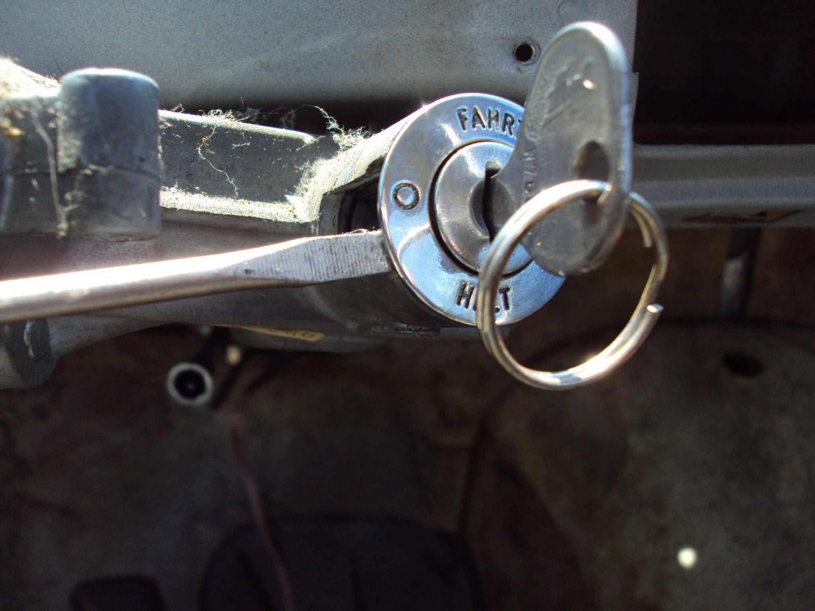 How To Remove Ignition Lock With Hammer & Punch ﻿ BMW 2002 and other '02