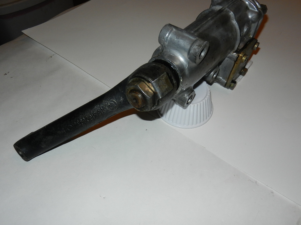 Solid, Clean Steering Box ﻿ BMW 2002 and Neue Klasse Parts For Sale