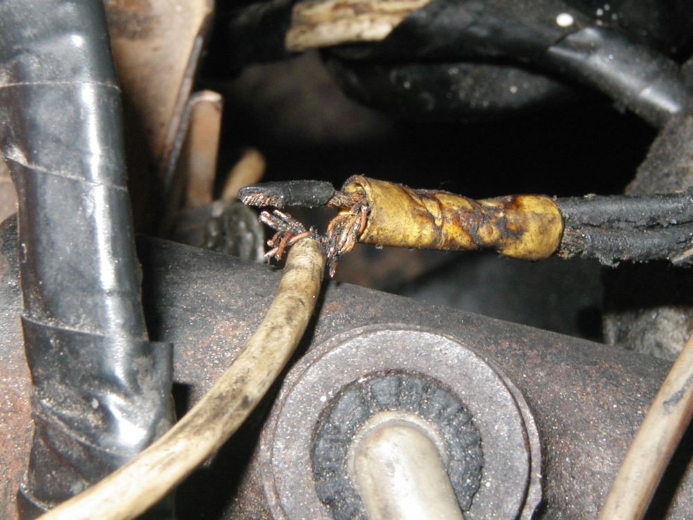 Continuity test between Alternator and Voltage Regulator ﻿ BMW 2002 and other '02