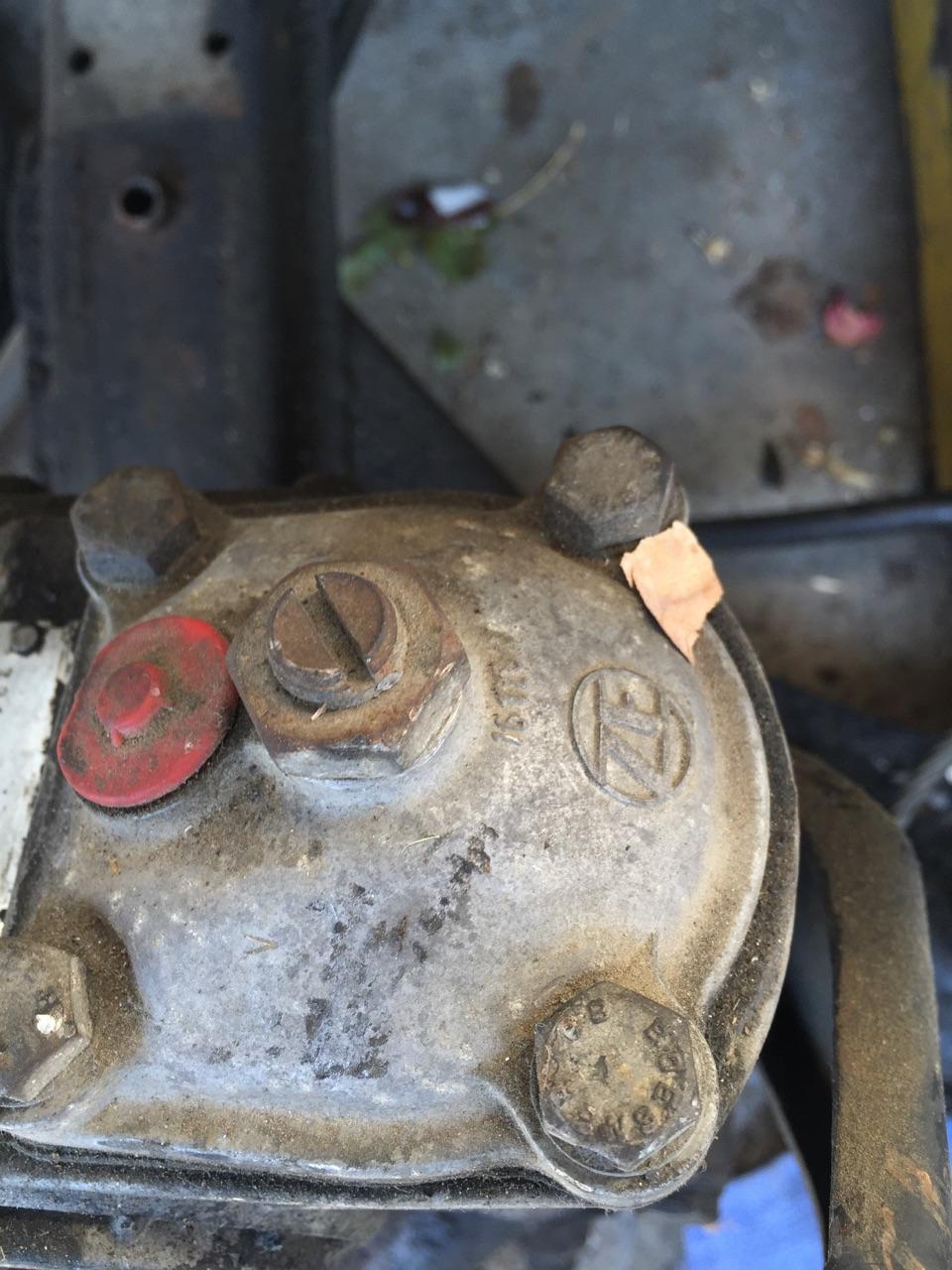BMW ZF Steering Box BMW 2002 and Neue Klasse Parts For Sale BMW