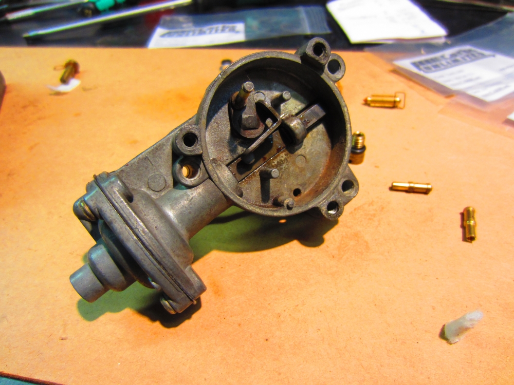 Need an easy explanation on how to adjust er 32/36 carburetor ﻿ BMW