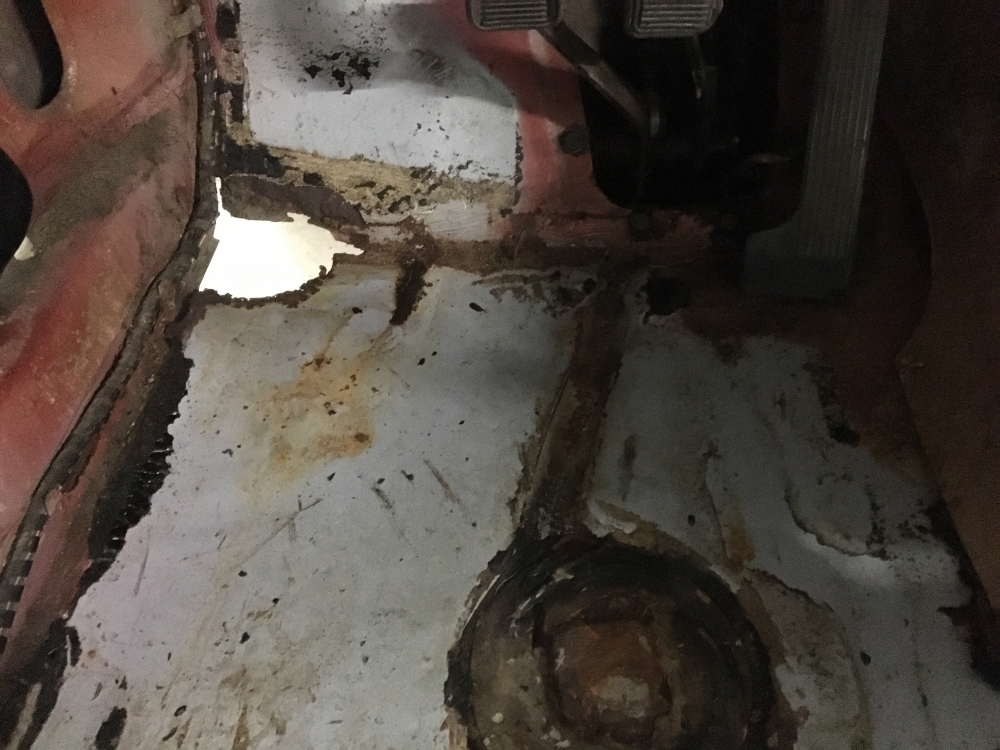 Rust opinions- floor. |﻿ BMW 2002 and other '02