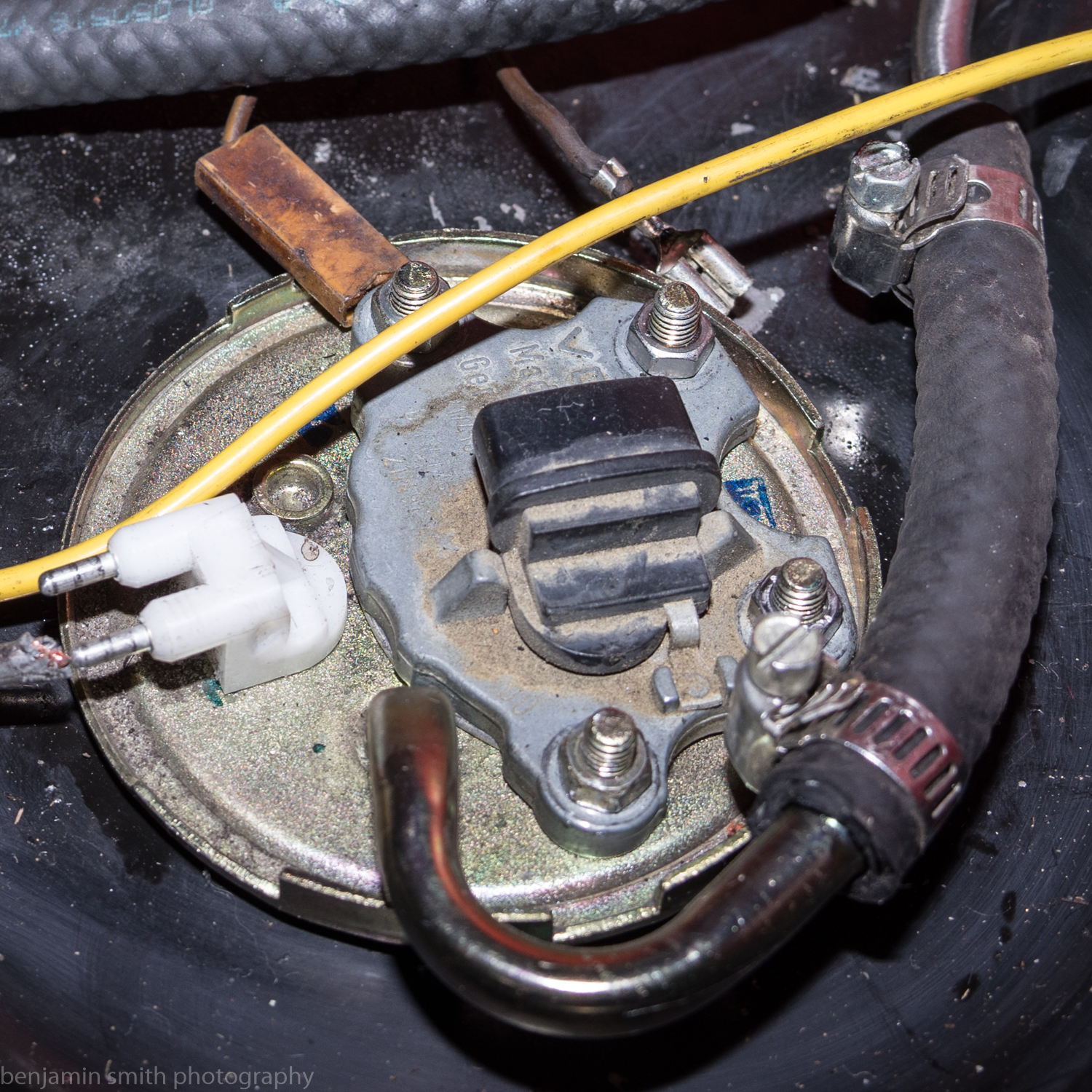 E30 Fuel Level Sensor Pin Assignments ﻿ BMW 2002 and other '02