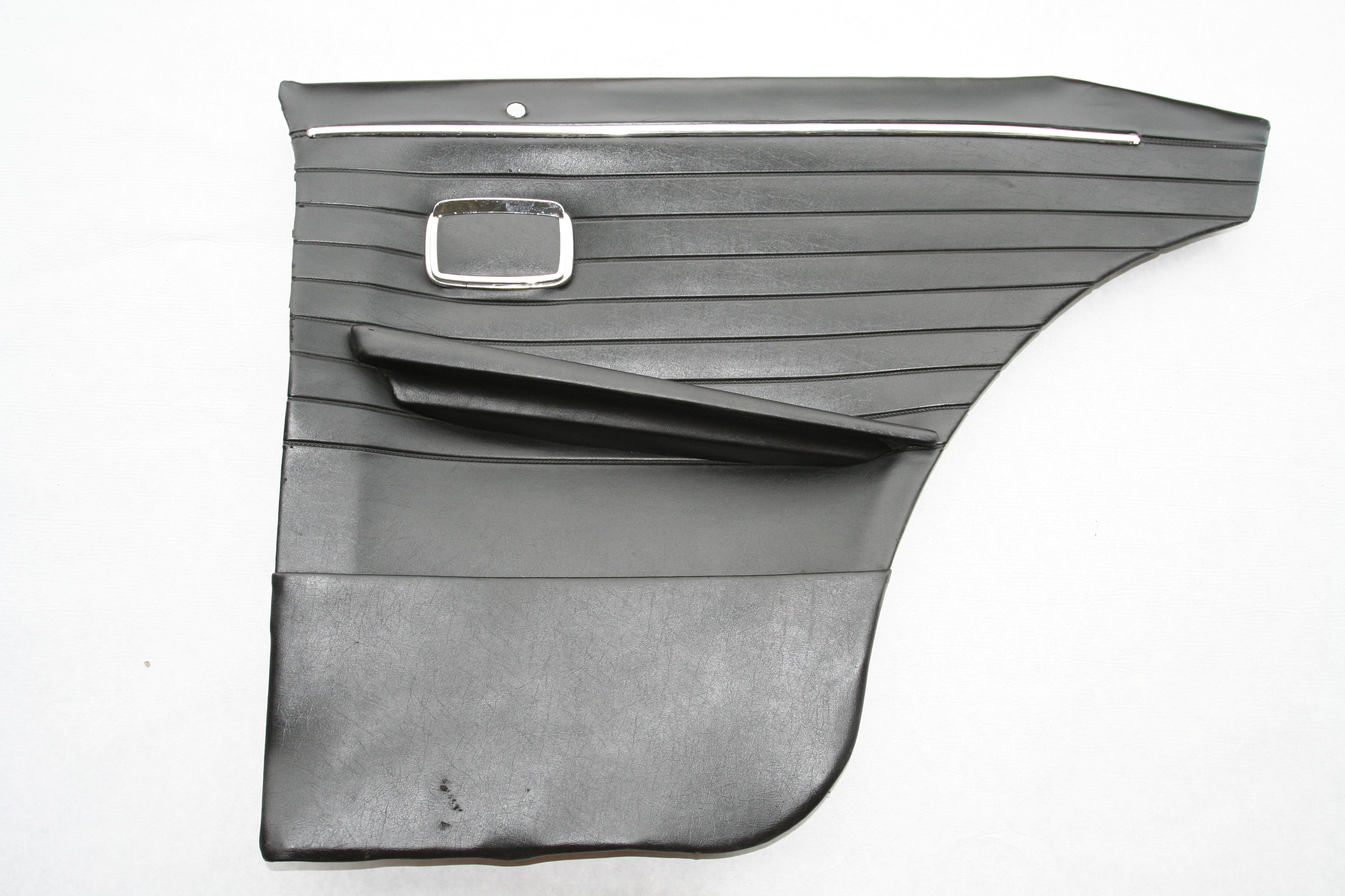 Early 1602 or 2002 Rear Trim Panels - Miscellaneous - 2002FAQ