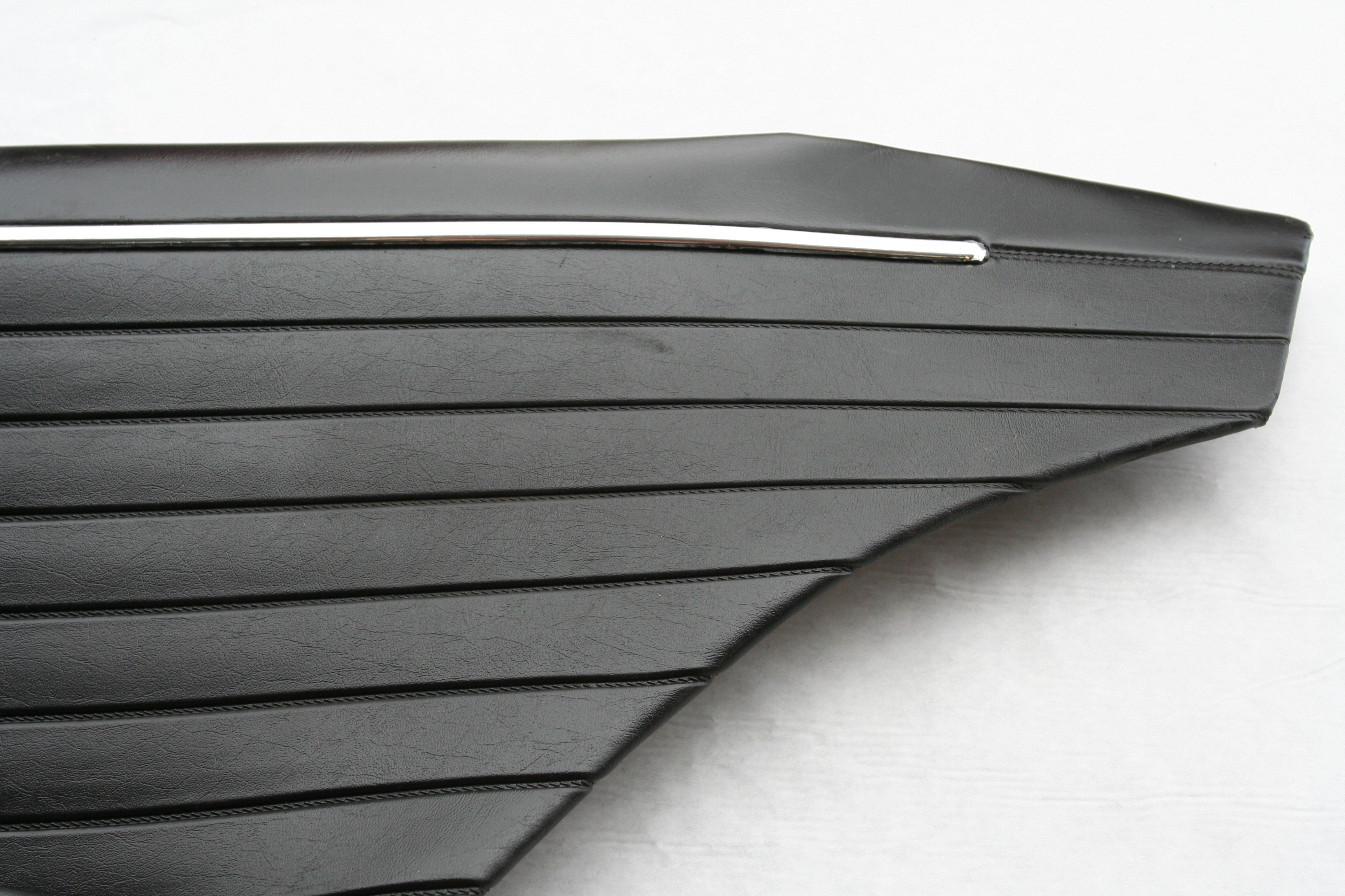 Early 1602 or 2002 Rear Trim Panels - Miscellaneous - 2002FAQ