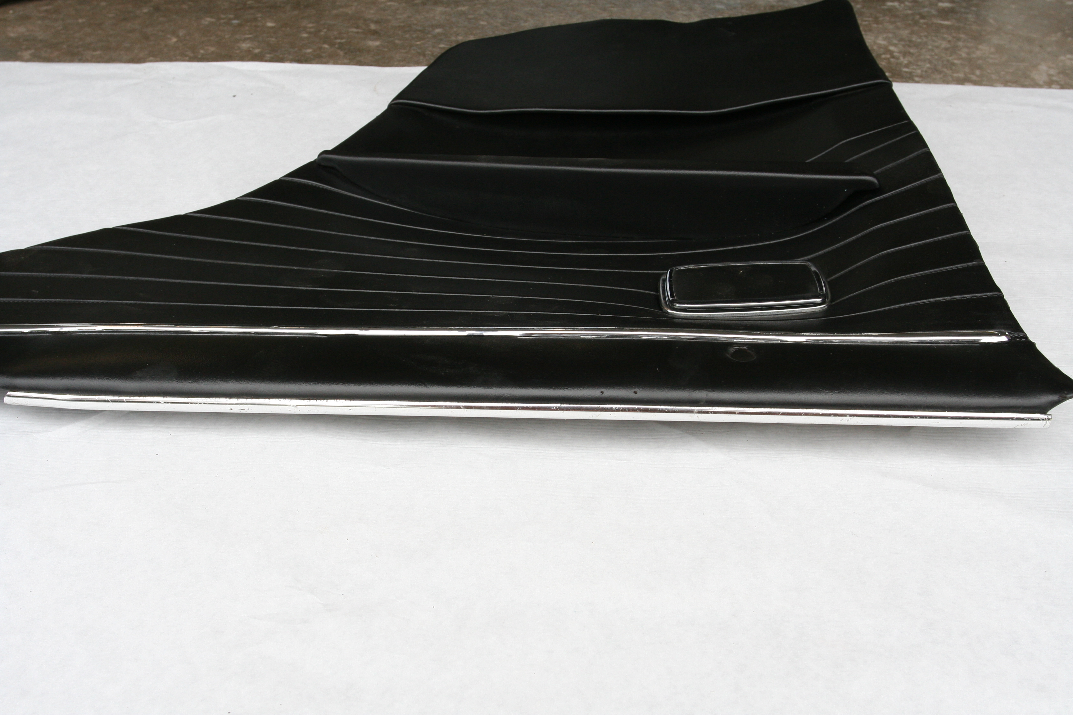 Early 1602 or 2002 Rear Trim Panels - Miscellaneous - 2002FAQ
