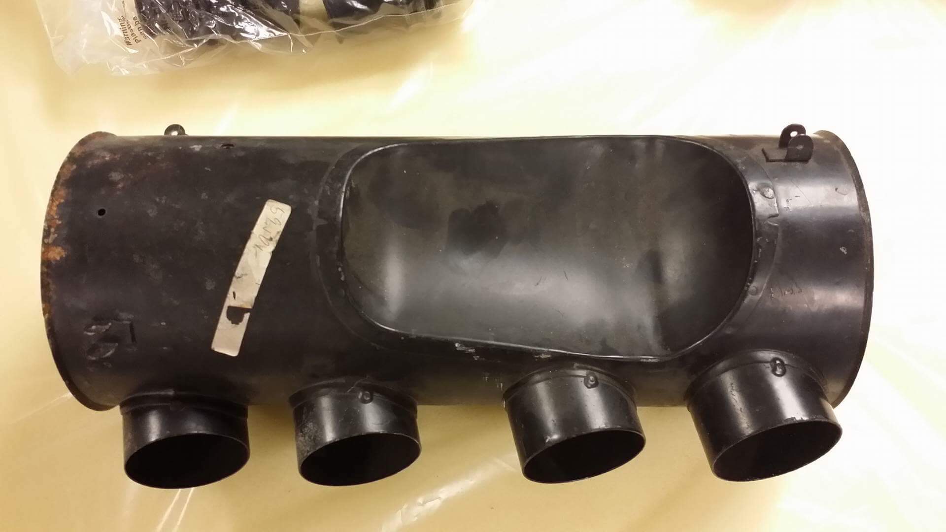 Tii air filter body brackets. BMW 2002 and Neue Klasse Parts Wanted