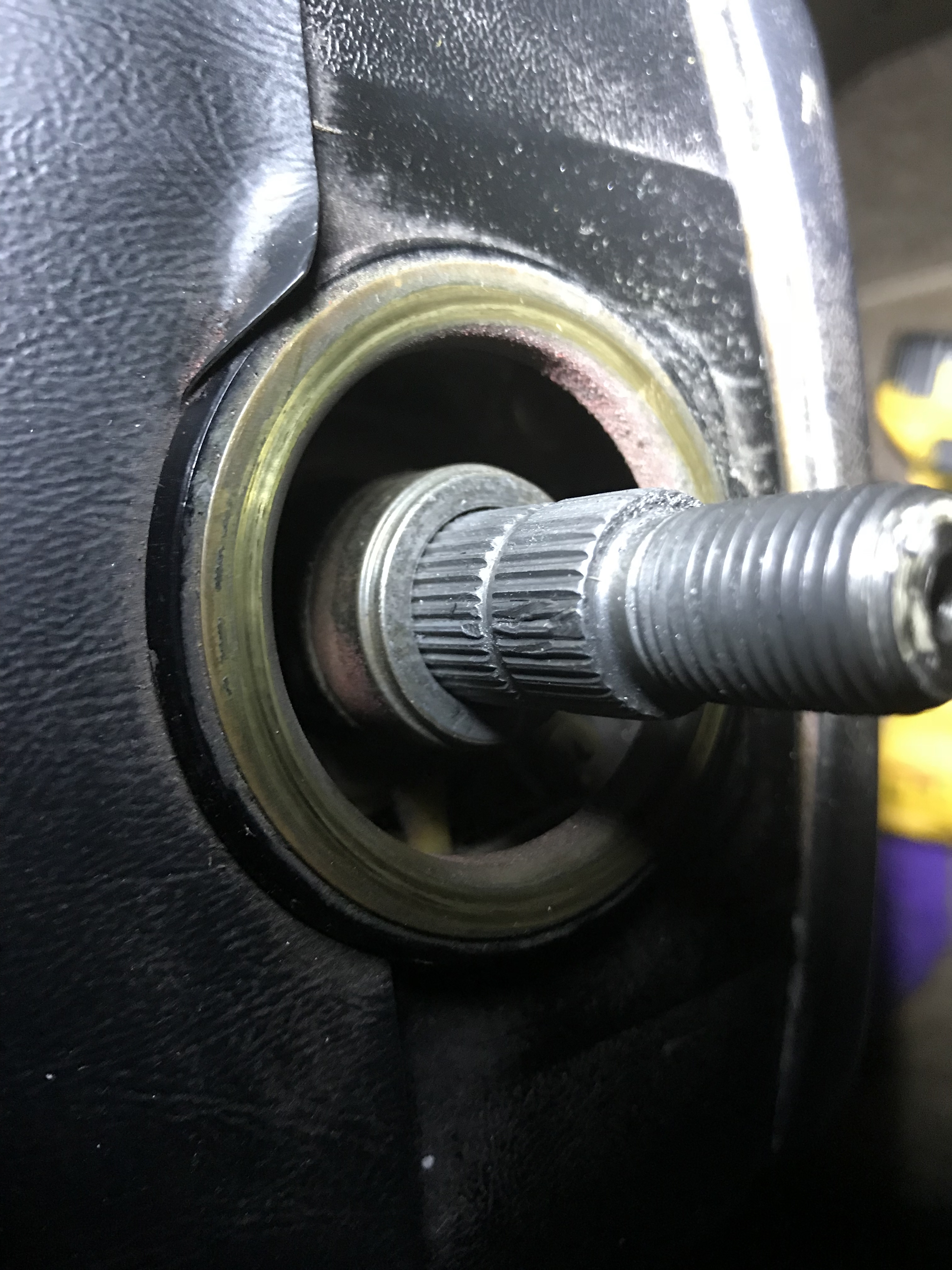 Steering column damaged splines ﻿ BMW 2002 and other '02