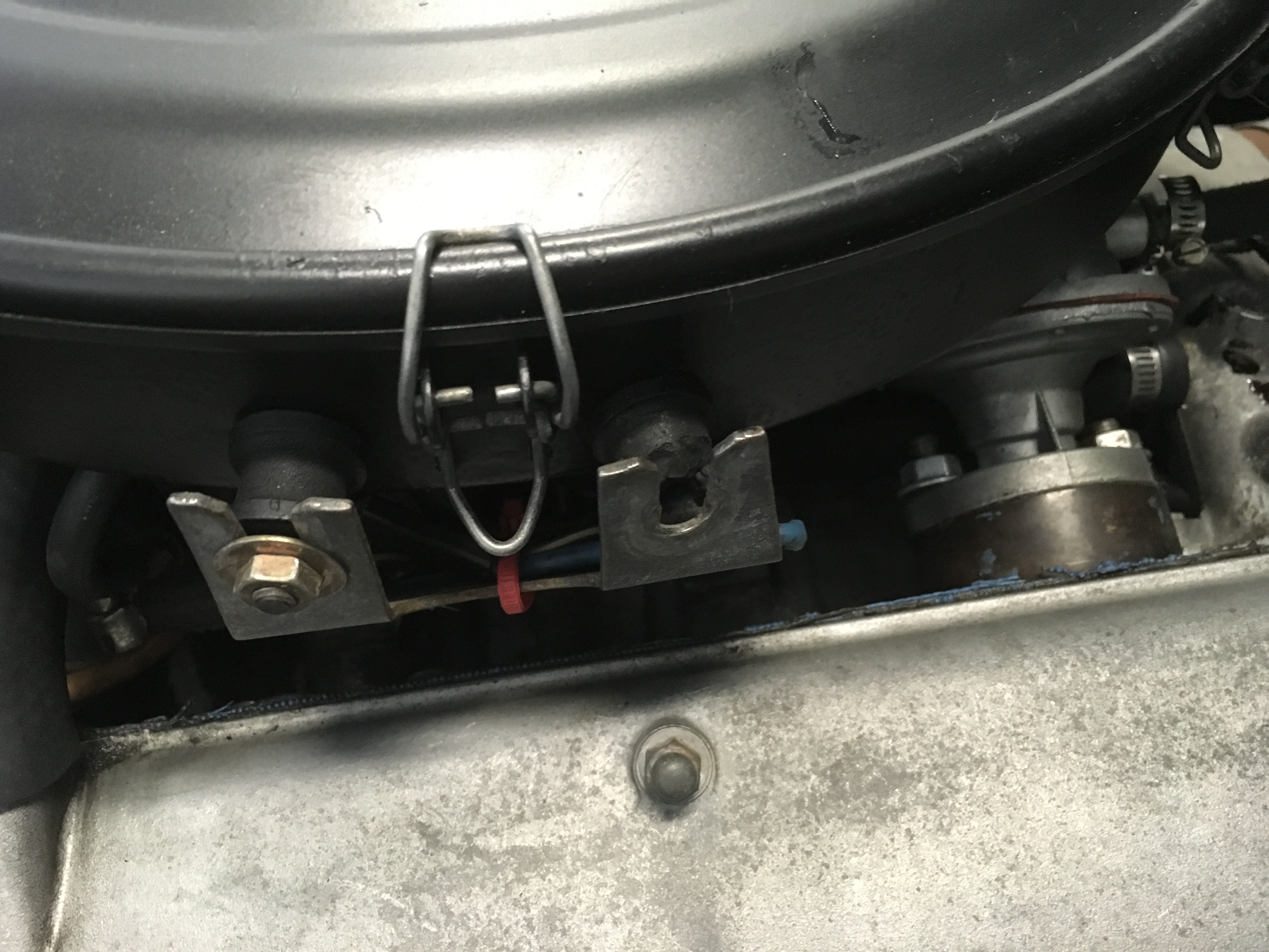 Reduced price/ 1976 Air Filter Housing Unit - Miscellaneous - 2002FAQ