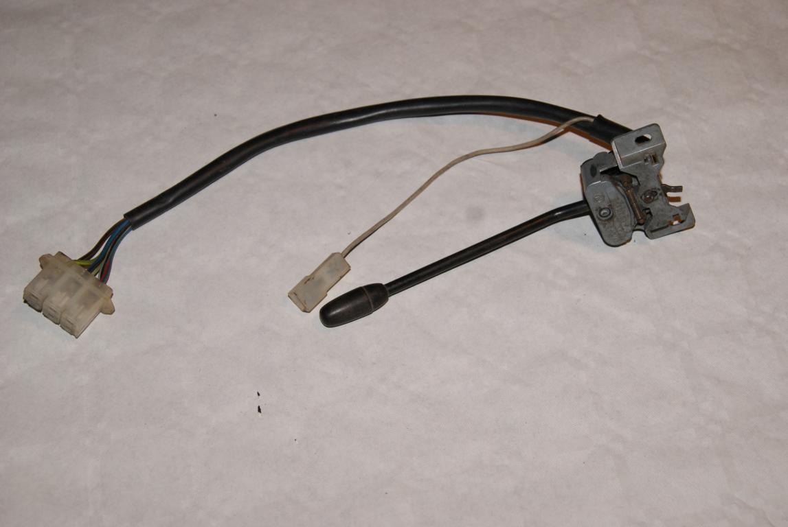 BMW Neue Klasse Steering column switch 1350901 turn indicator switch ...