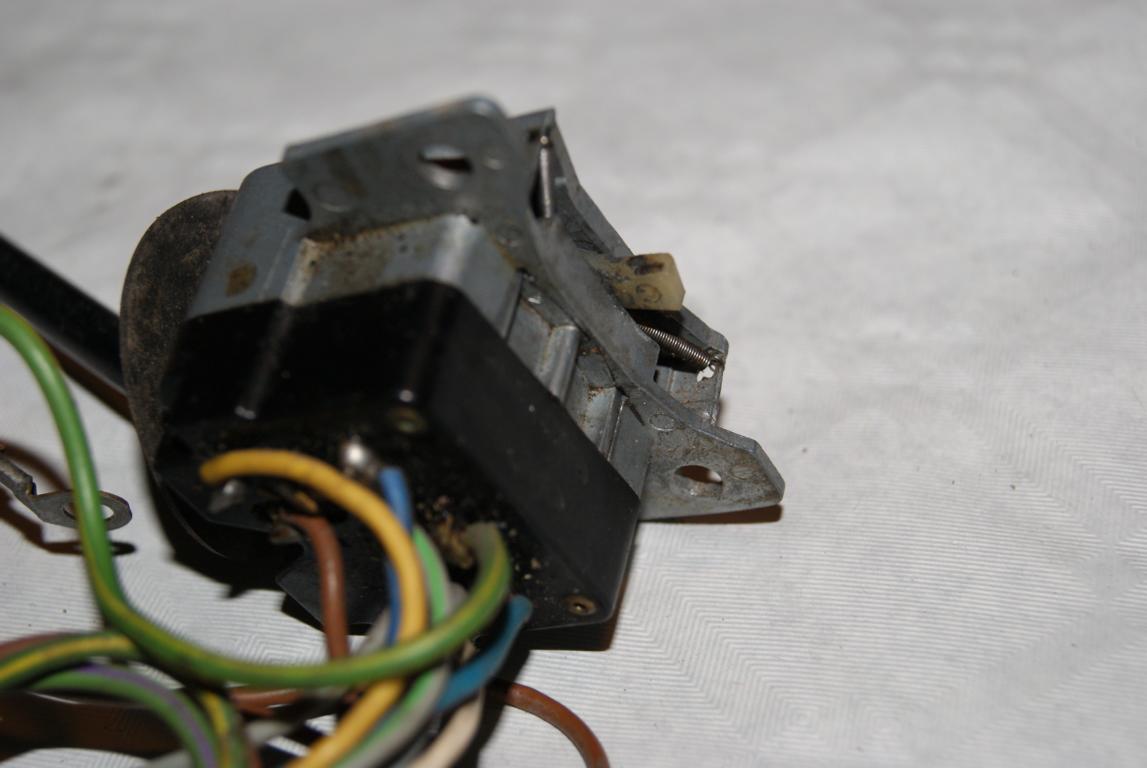 BMW E21 Turn signal indicator switch Part 1365840 relay included