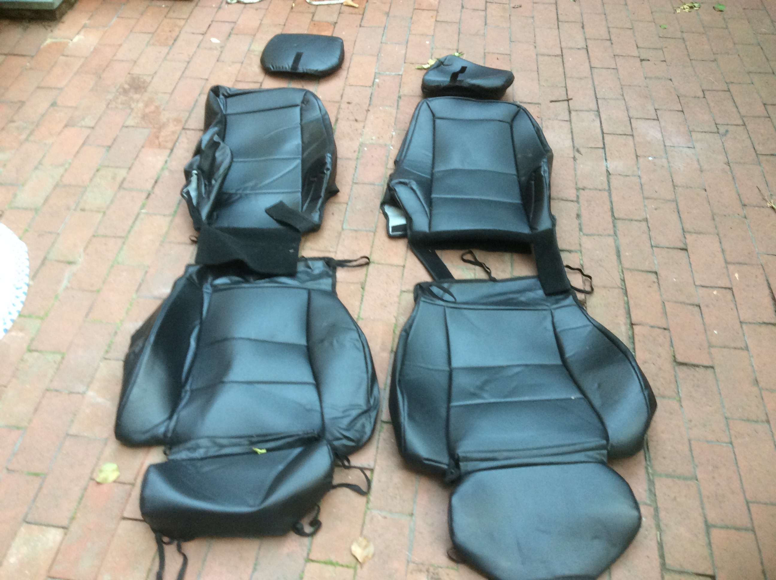 E21 recaro seat covers made by iggee ﻿ BMW 2002 and Neue Klasse Parts