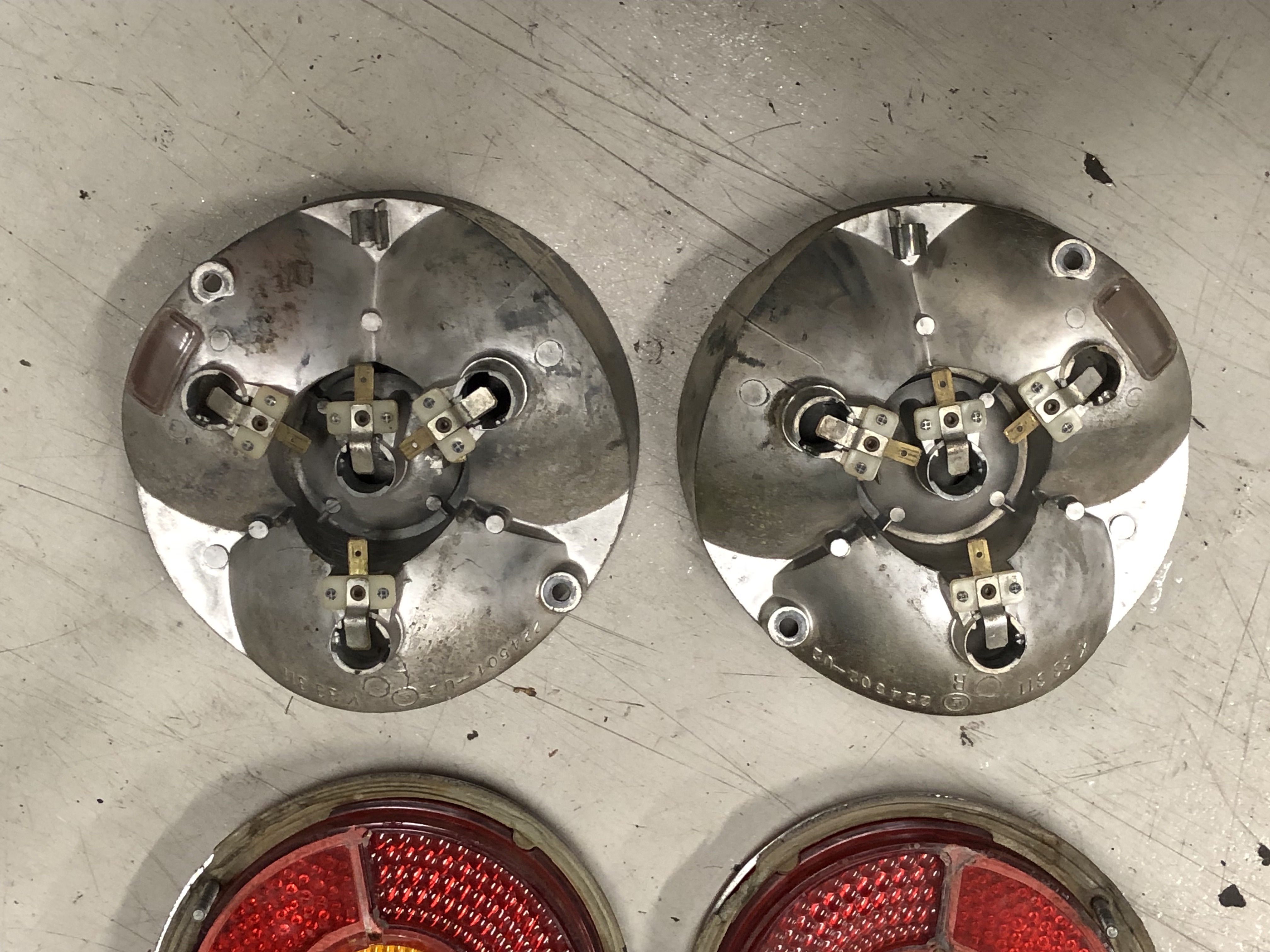 Misc. 2002 Parts (Tail lights, hubcaps, hoses etc) ﻿ BMW 2002 and Neue