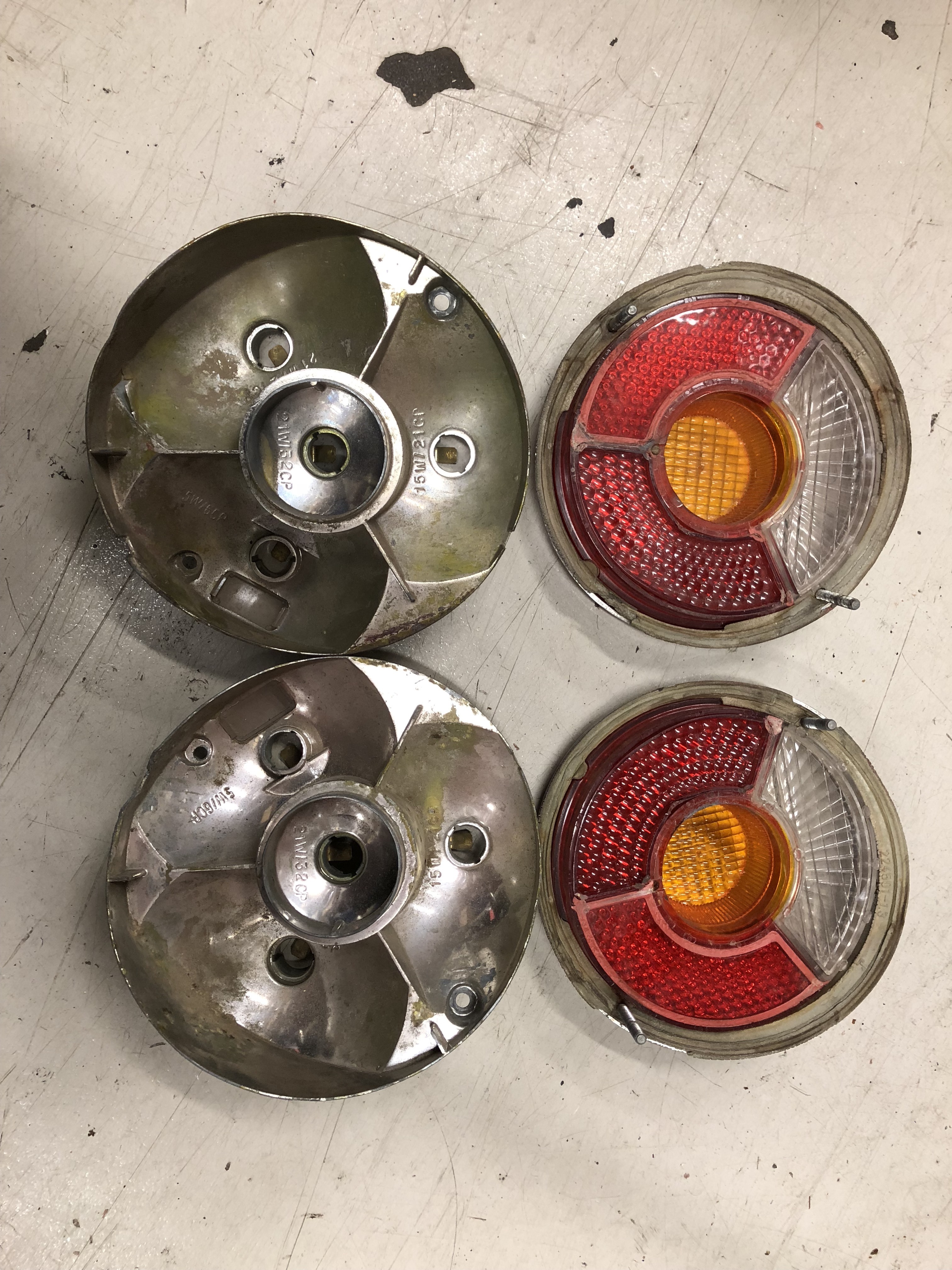 Misc. 2002 Parts (Tail lights, hubcaps, hoses etc) ﻿ BMW 2002 and Neue