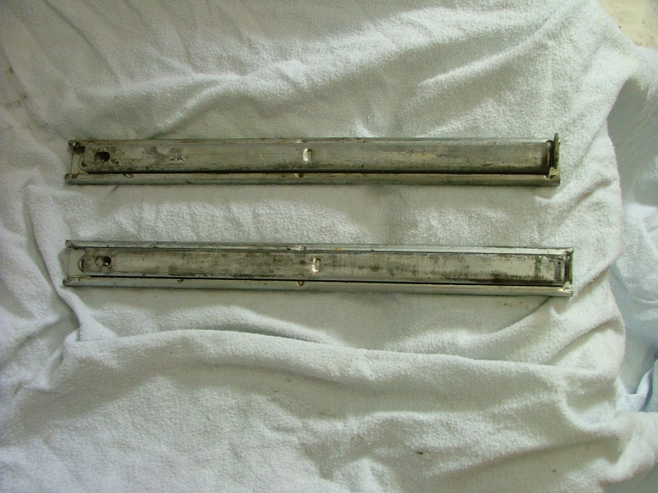 Early seat rails - Miscellaneous - 2002FAQ