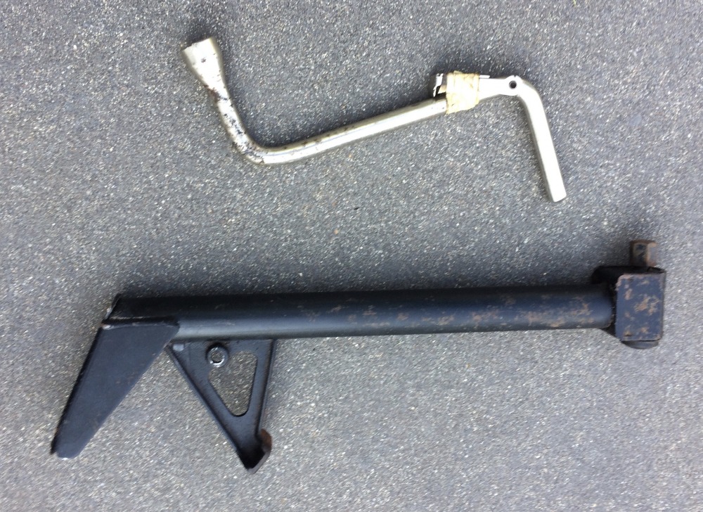 Jack....Lug Wrench....Original tool kit ﻿ Parts Wanted