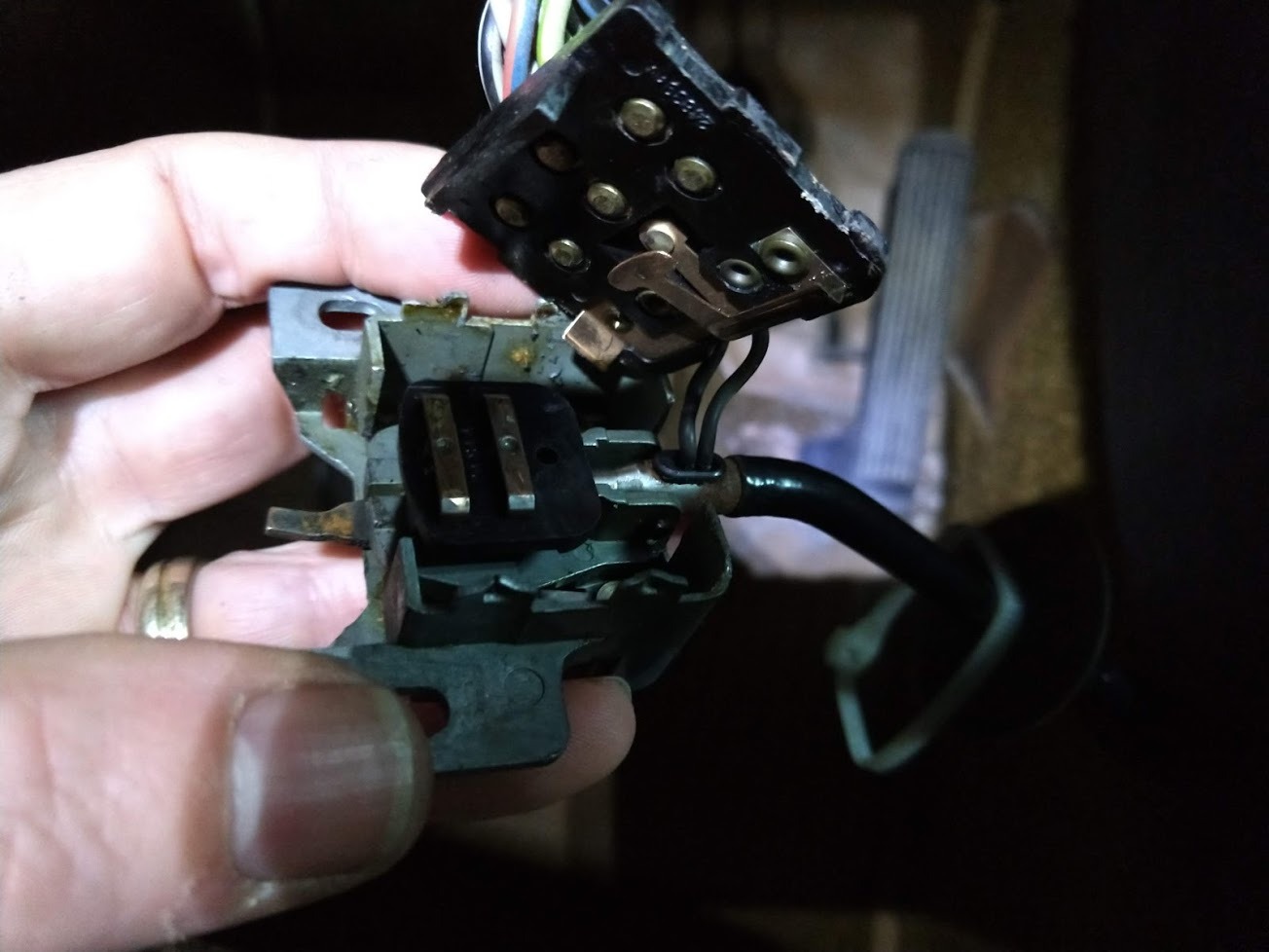 Repair turn signal switch ﻿ BMW 2002 and other '02