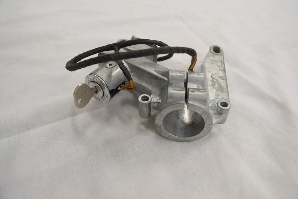 New OEM BMW 2002 E10 ignition switch with key P/N 3232111371 ...