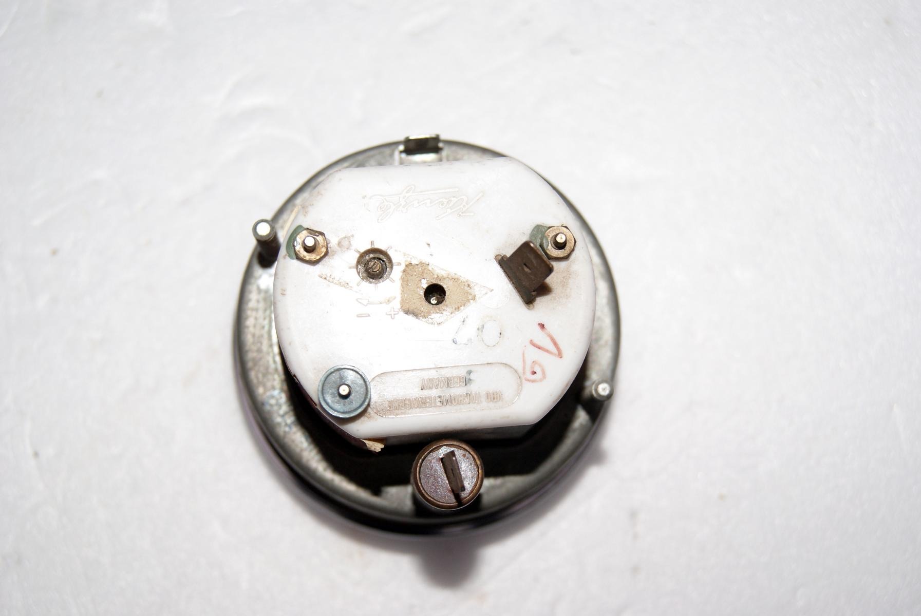 Early 1966 BMW Neue Klasse 1500-2000 Kienzle 6V Clock |﻿ Miscellaneous