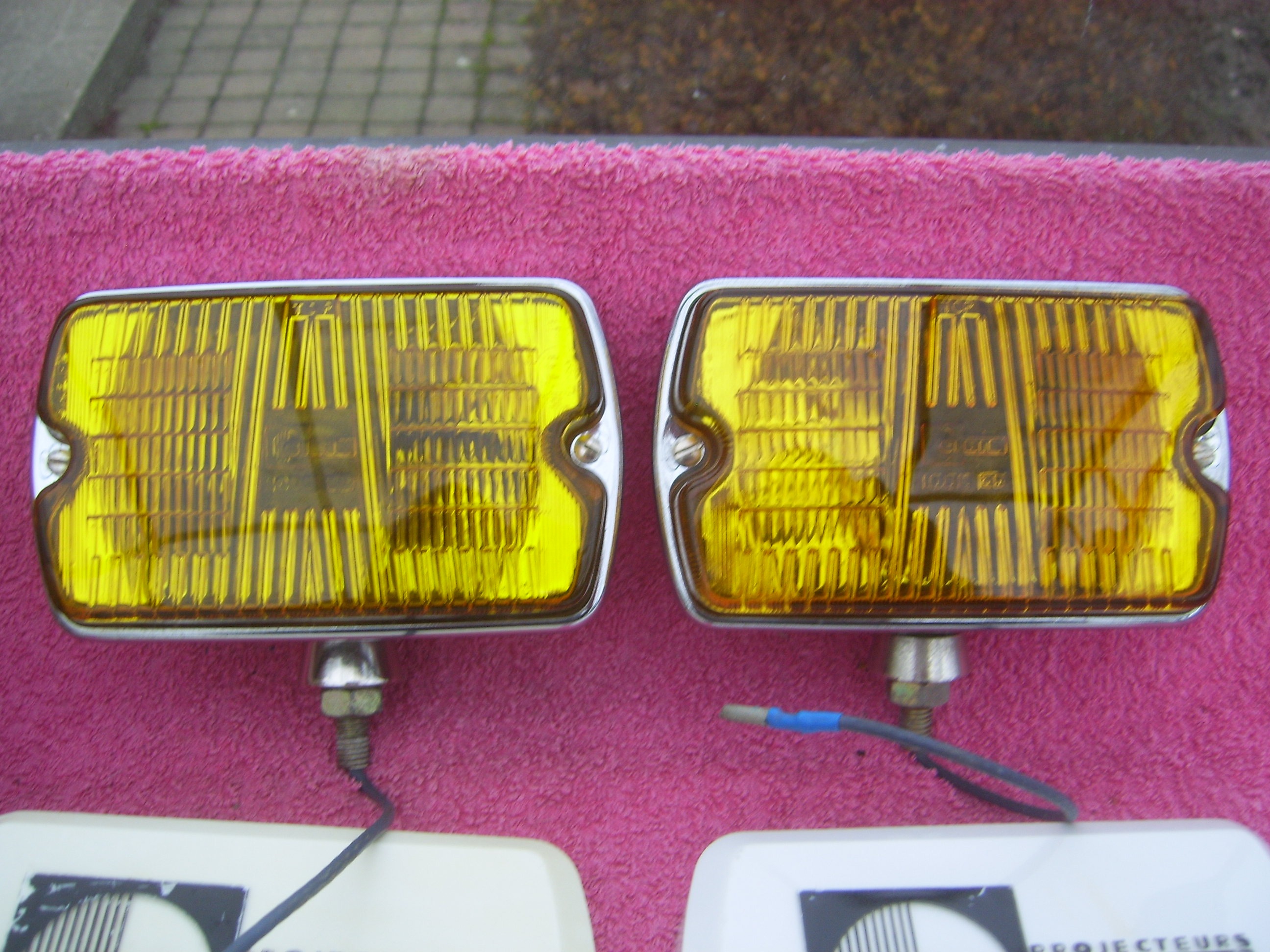 FS : Cibie 35 Yellow Fog Lights + Covers - Miscellaneous - 2002FAQ
