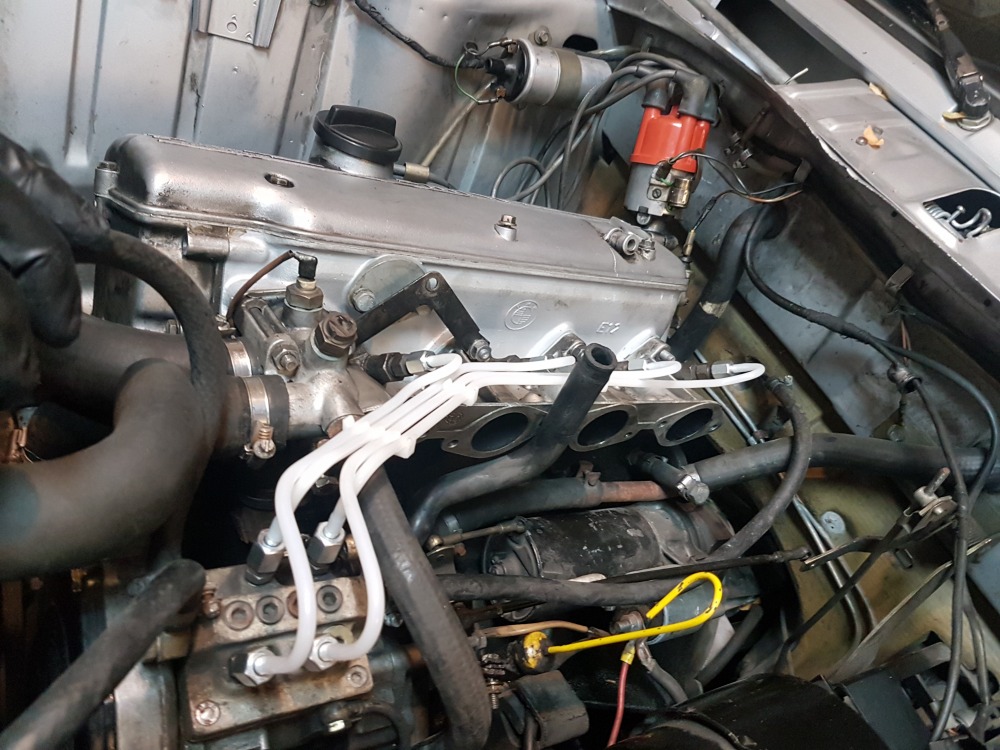 Tii Fuel injection lines found a source. ﻿ BMW 2002 and other '02