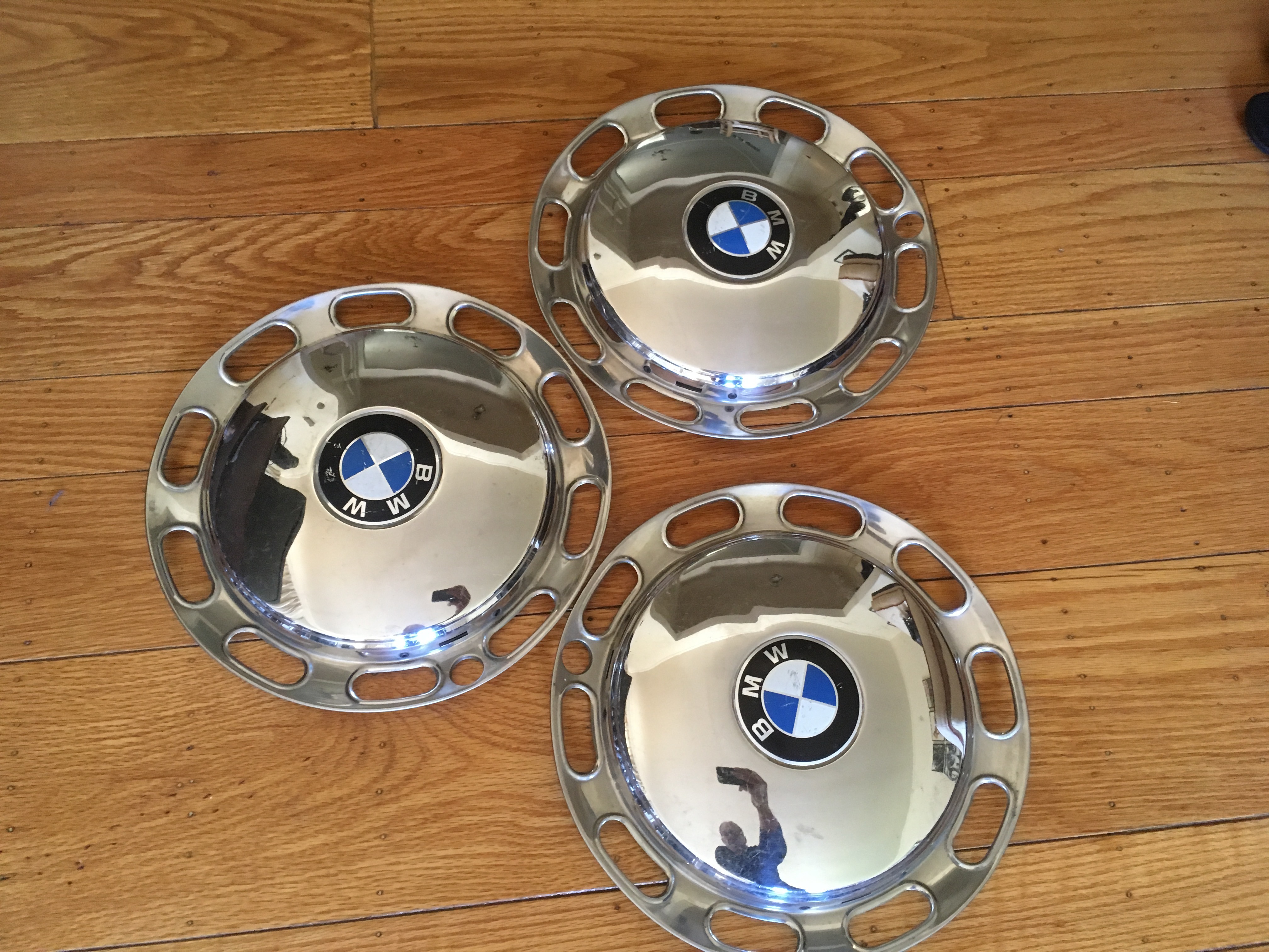 Chrome hub caps/wheel covers (3) ﻿ Miscellaneous