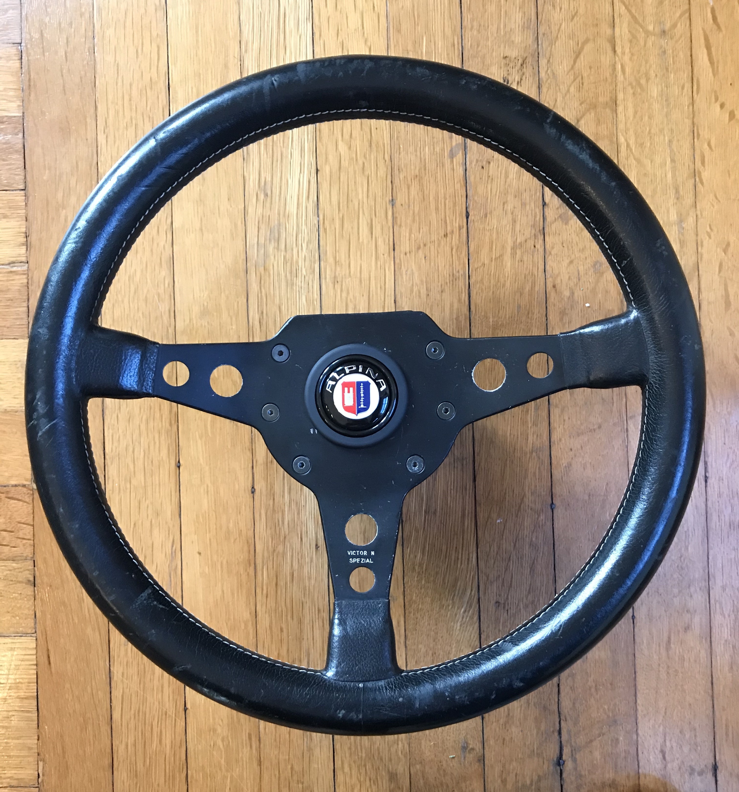 Victor N Spezial Leather Steering wheel with 02 hub ﻿ BMW 2002 and
