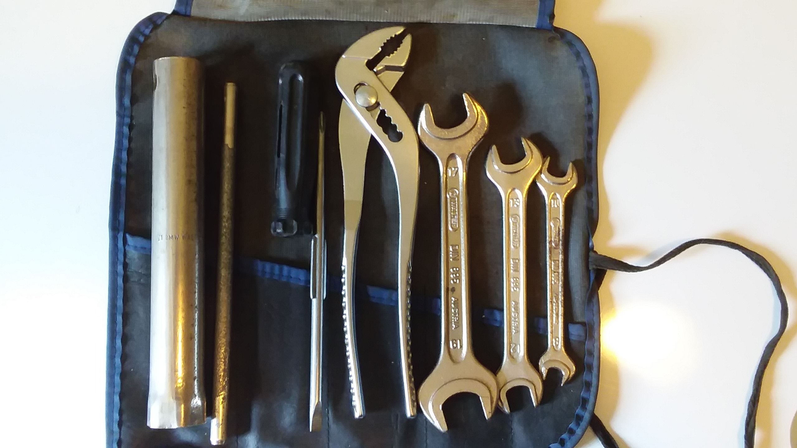 BMW trunk tool roll, 19mm lug wrench ﻿ Miscellaneous