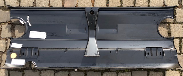 OEM Roundie Rear Panel NEW #41 34 5 434 100 - Miscellaneous - 2002FAQ