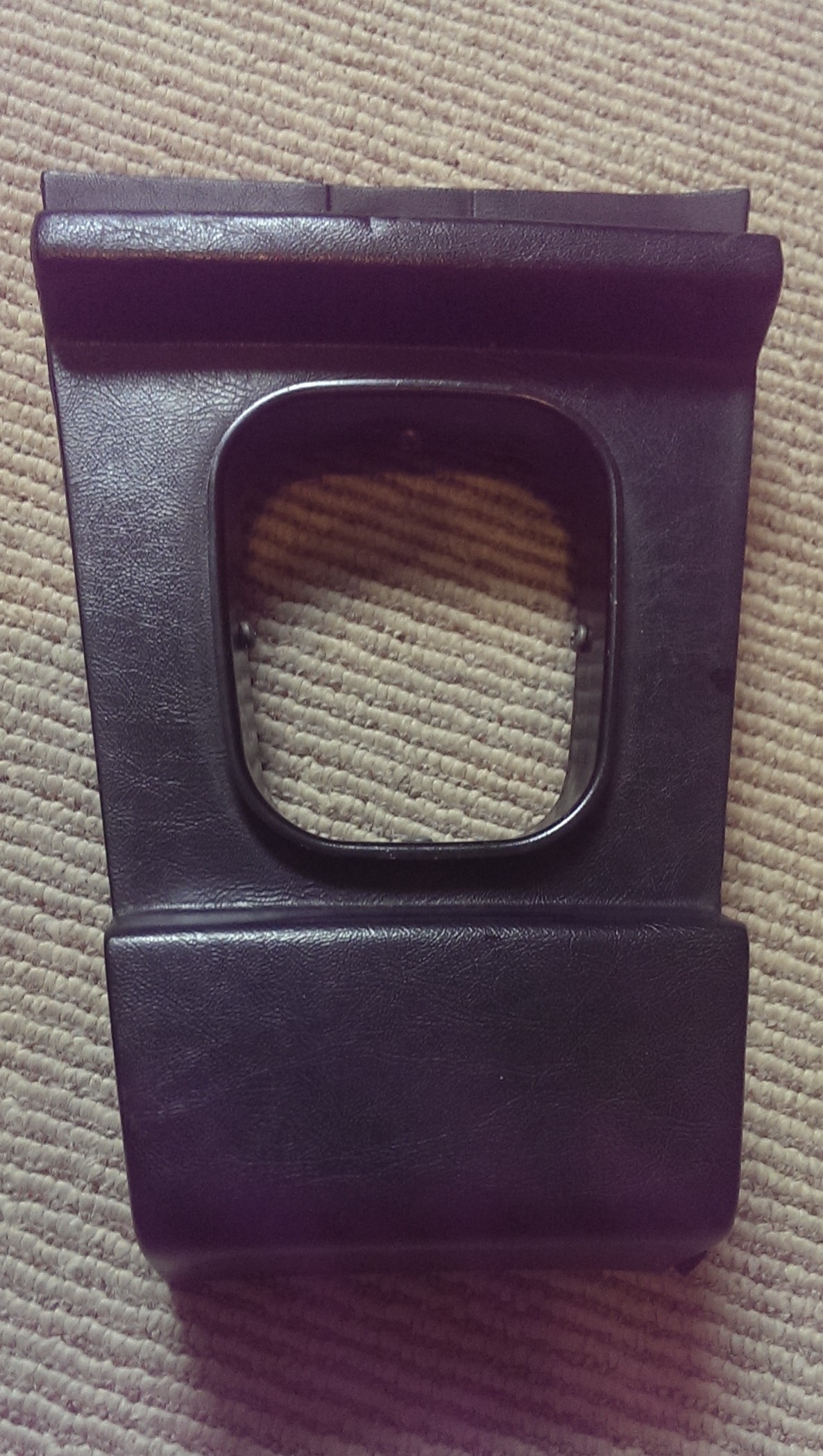 Shift console, shift boot, handbrake boot Miscellaneous BMW 2002 FAQ