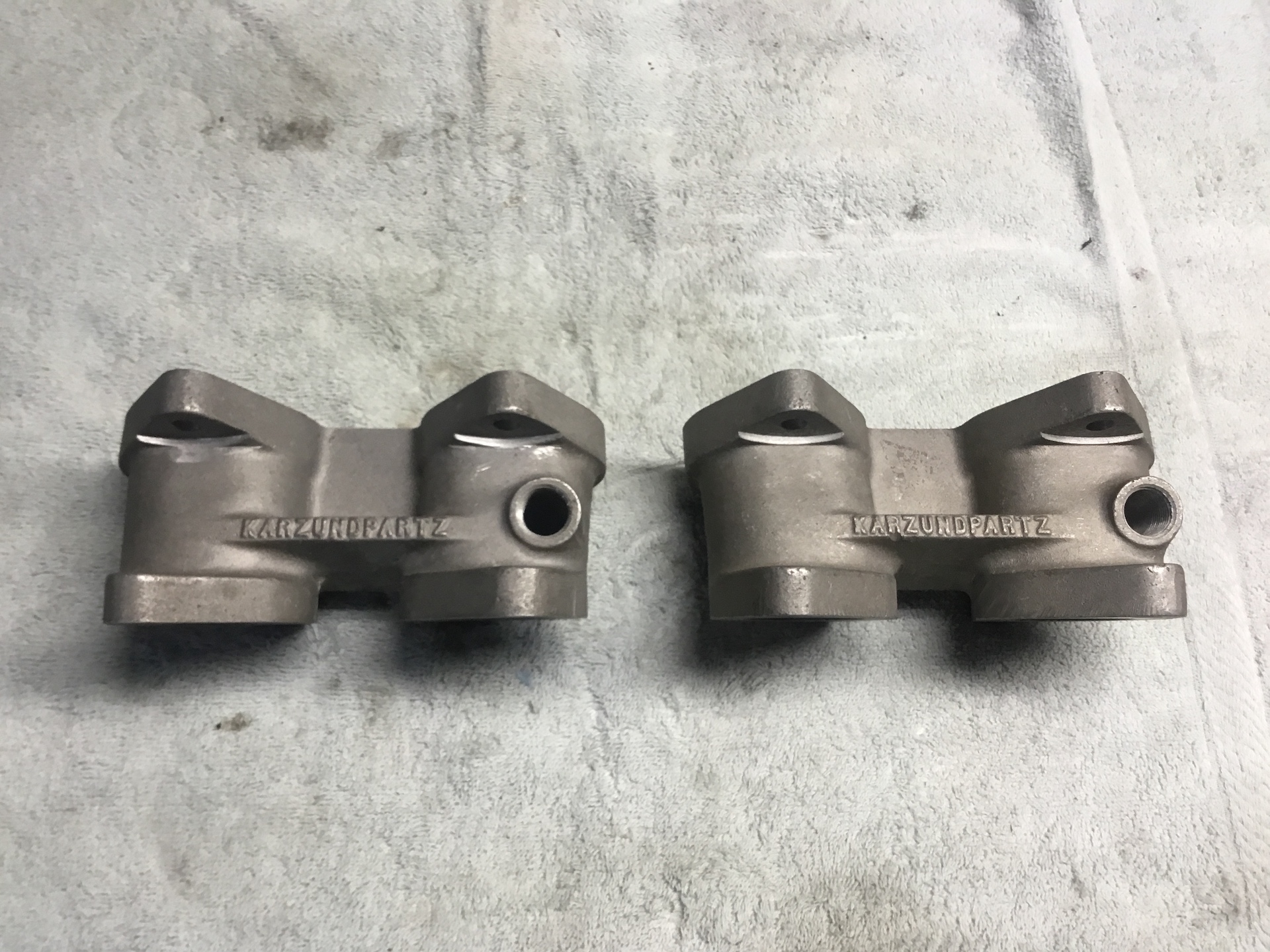 Sidedraft intake manifold ID, BMW + bonus. BMW 2002 and other '02