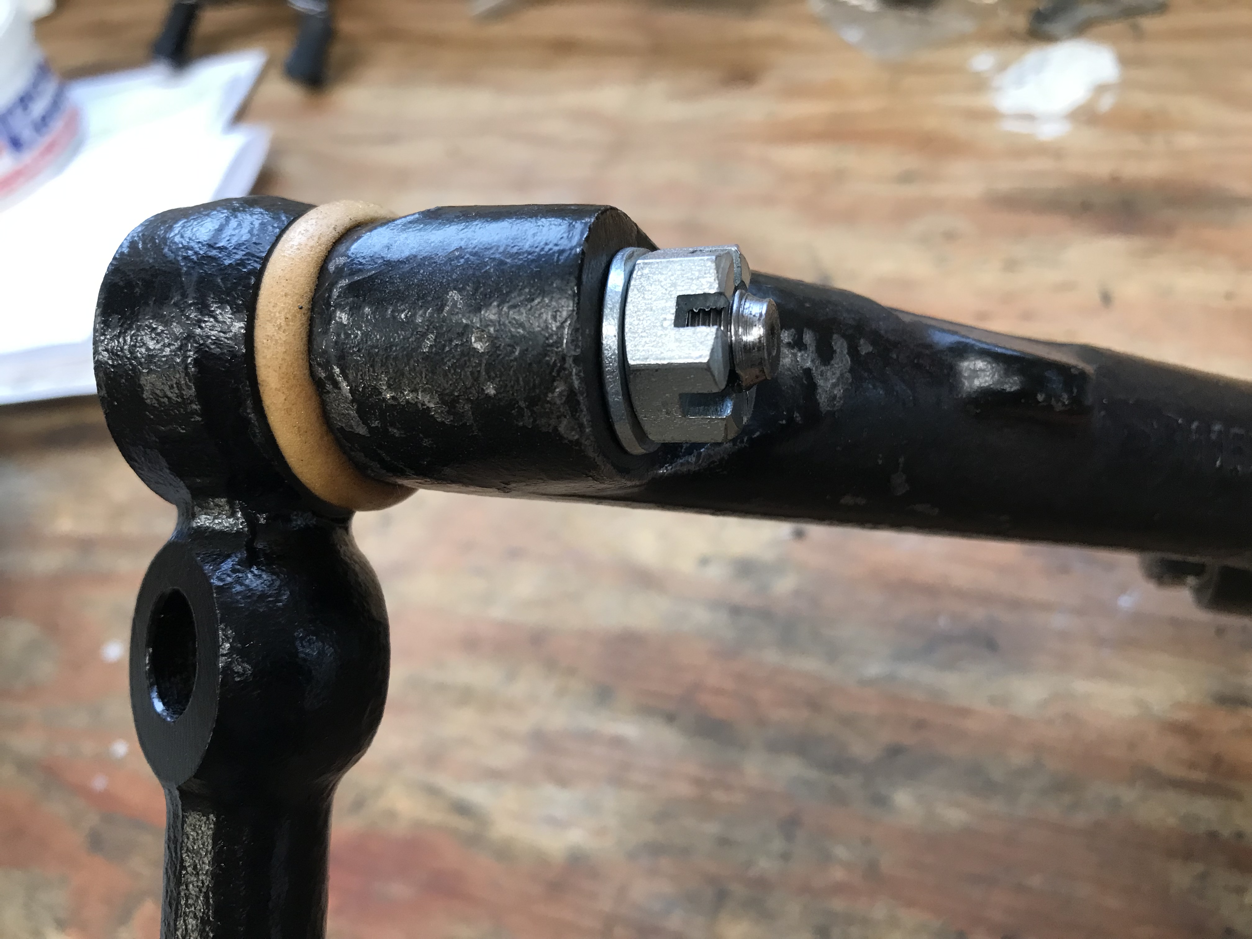 Centre track rod (drag link) install Q ﻿ BMW 2002 and other '02