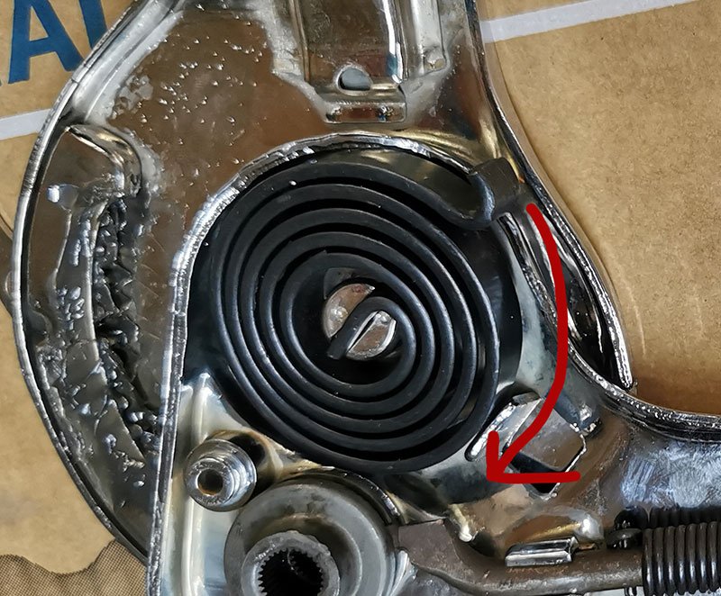 How to I put the springs back in seat recliners? ﻿ BMW 2002 and other '02