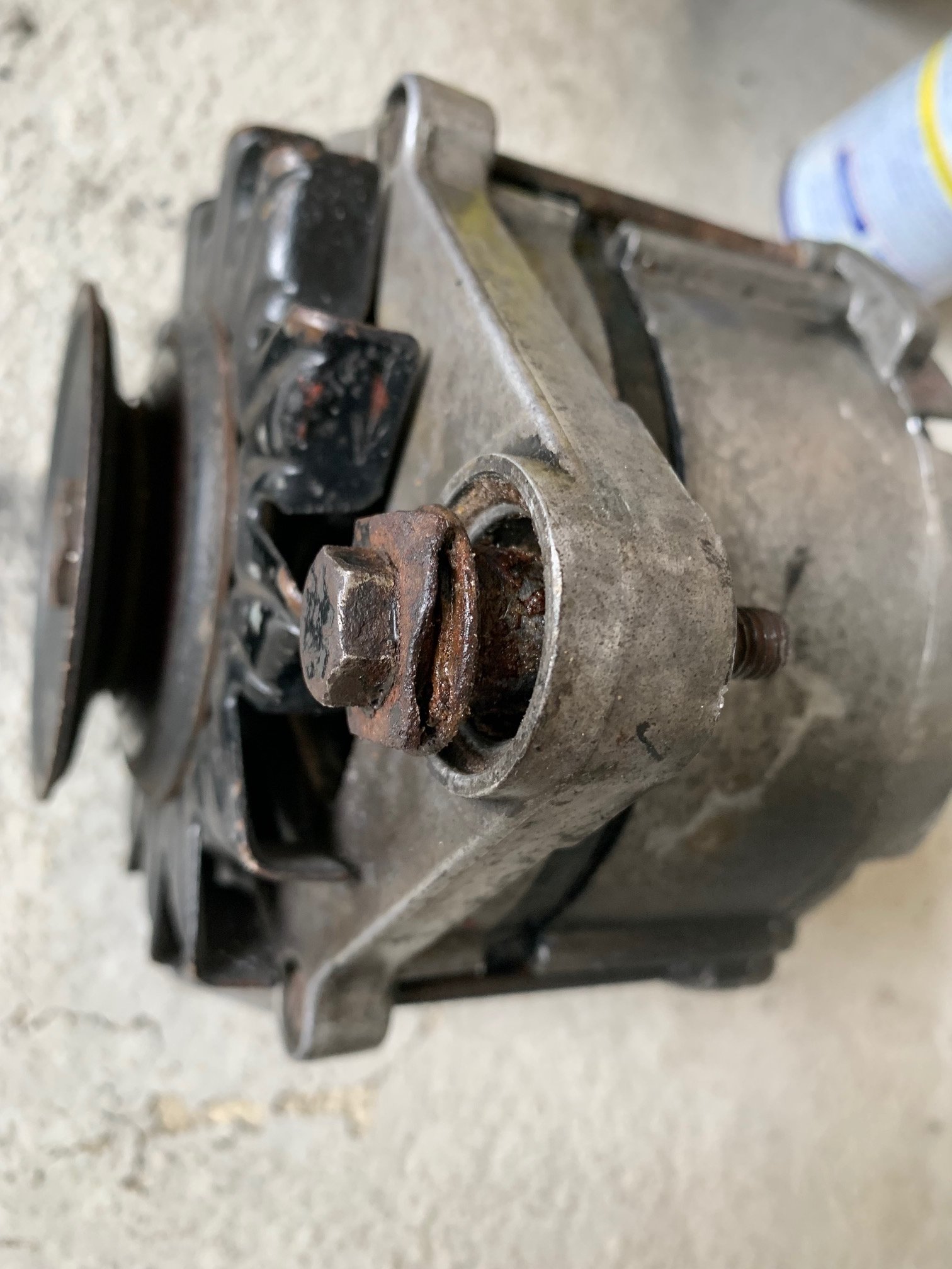 Can't remove alternator mounting to replace bushings ﻿ BMW 2002 and