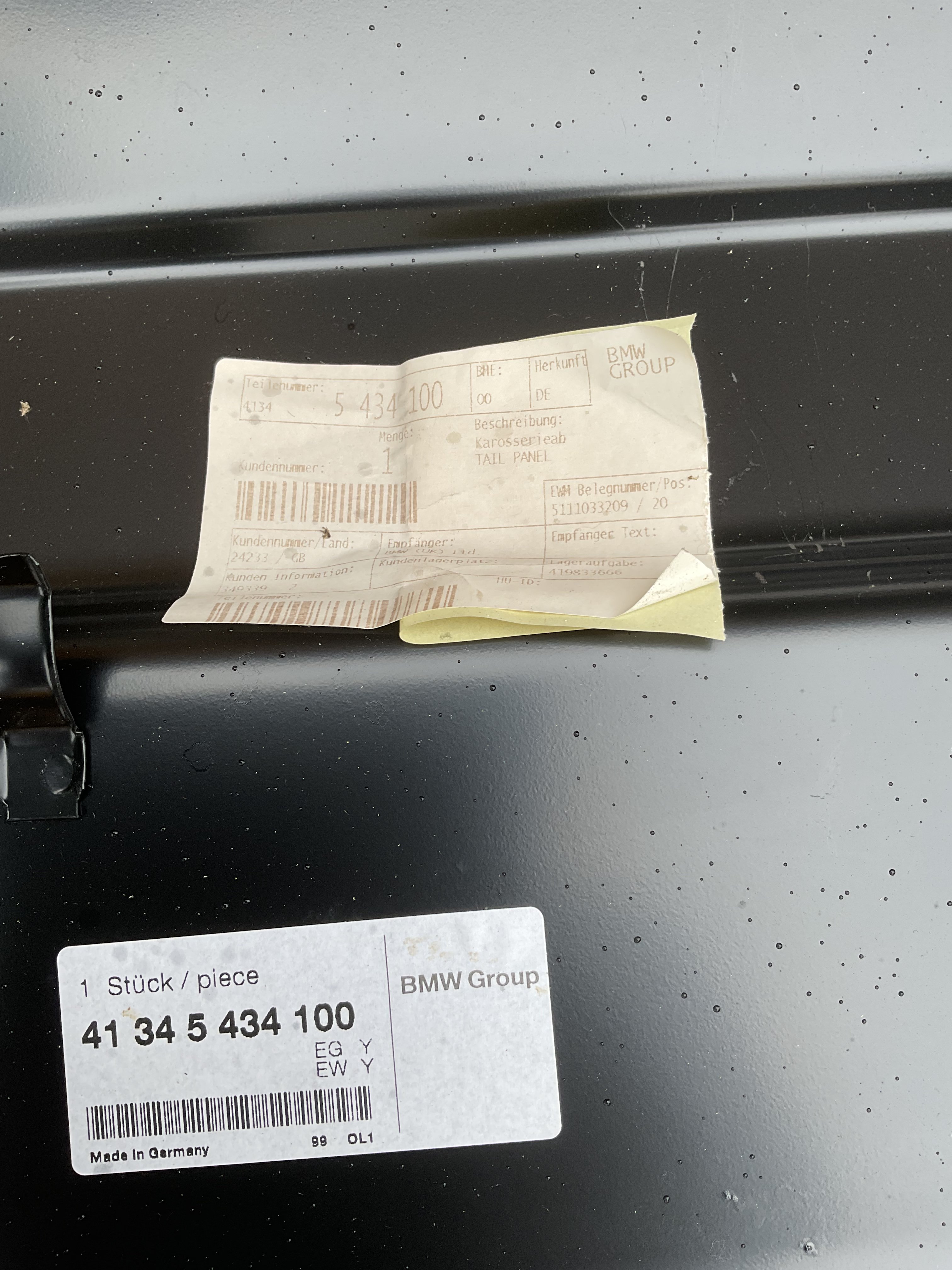 FS-roundie NOS Oem tail panel - Miscellaneous - 2002FAQ