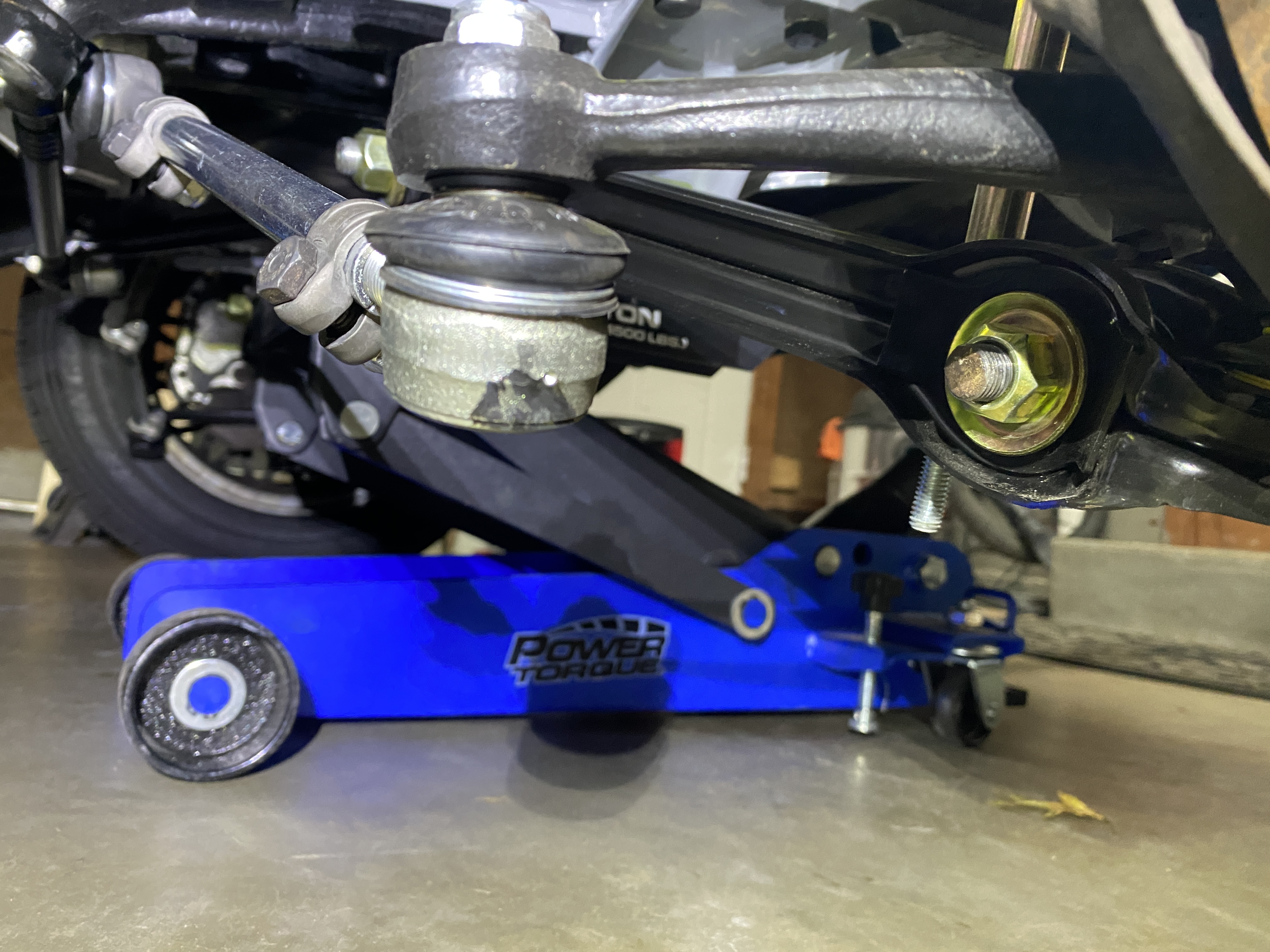 Tires rubbing tie rods? |﻿ BMW 2002 and other '02