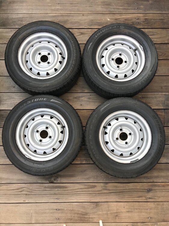 SOLD 13×6″ CMR Borrani Wheels for BMW 1600-2002 R1-561 ET30 ...