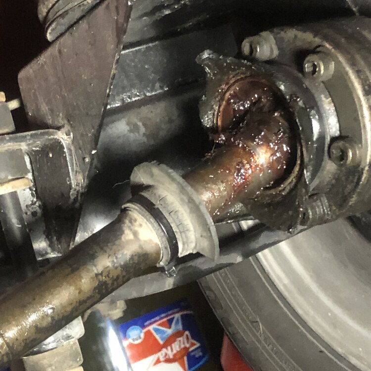 Broken Rear Axle Output Shaft Bolt ﻿ BMW 2002 and other '02