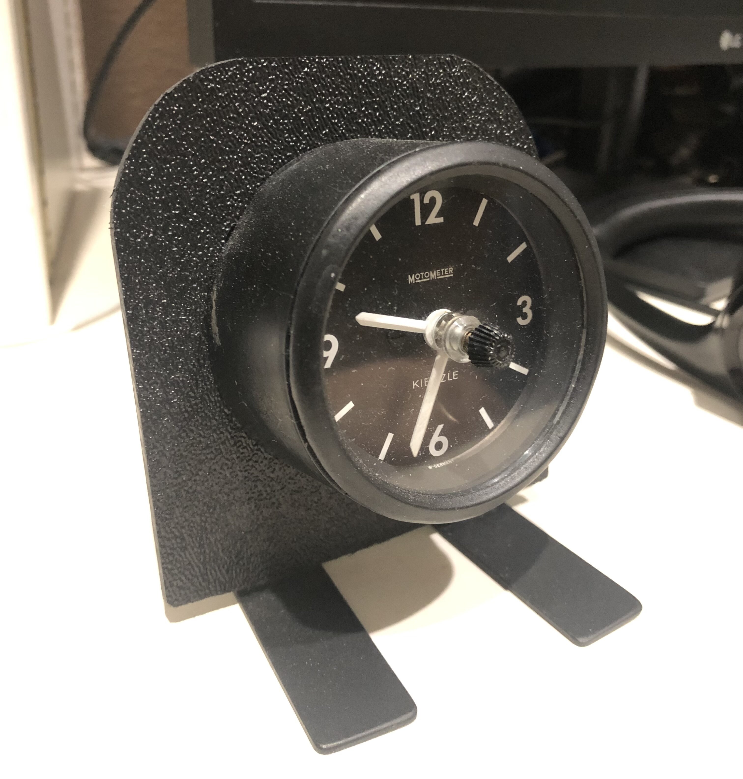 tii clock repair info - Page 2 - BMW 2002 and other '02 - 2002FAQ