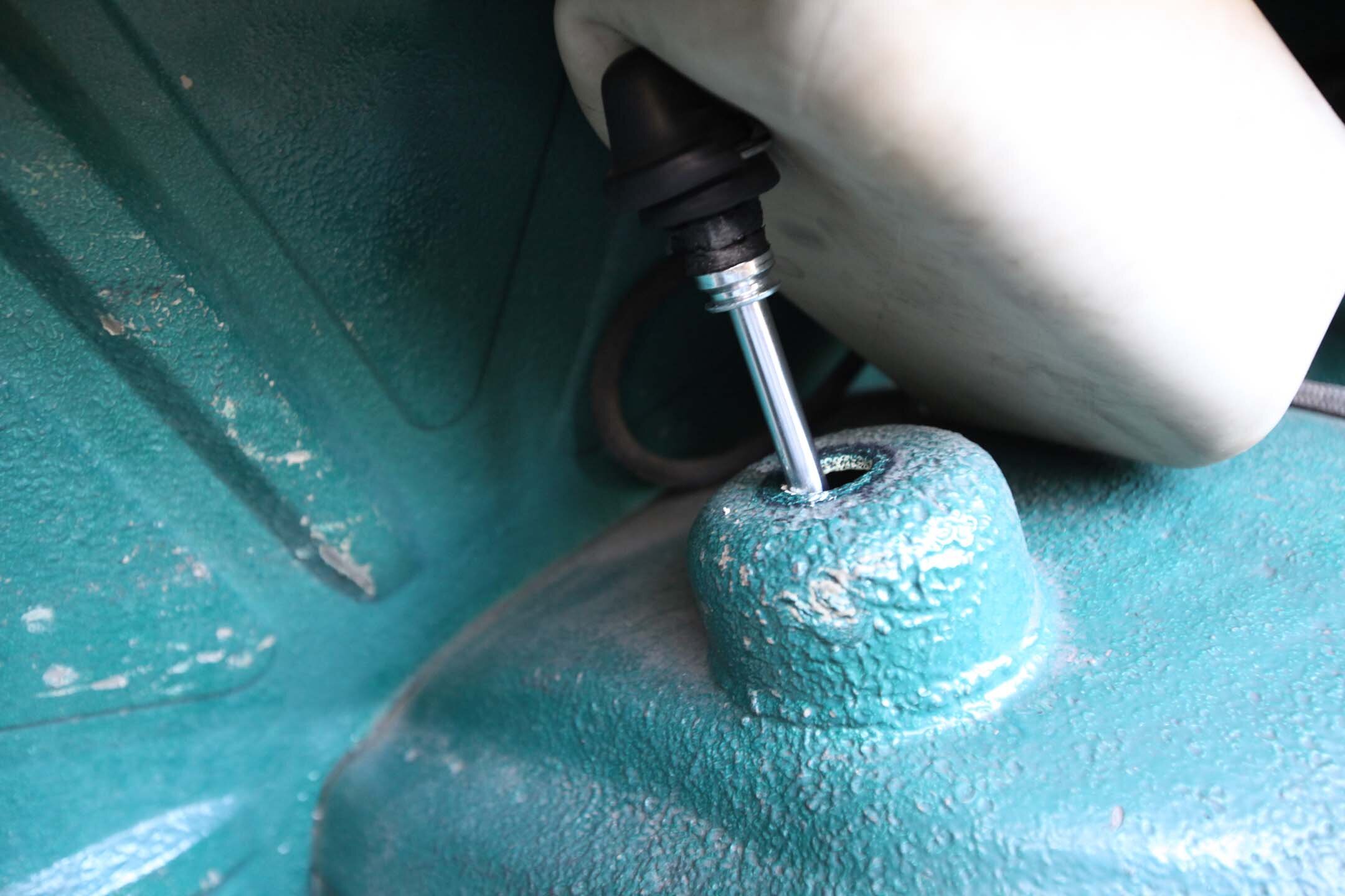 Rear shock bracket failure. ﻿ BMW 2002 and other '02